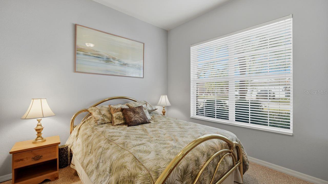 Image 37 of 88 For 6627 38th Lane E