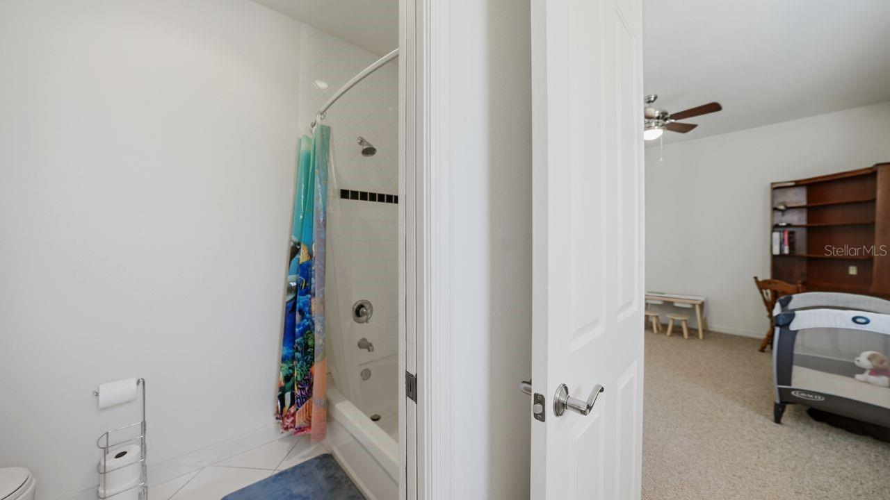 Image 60 of 88 For 6627 38th Lane E