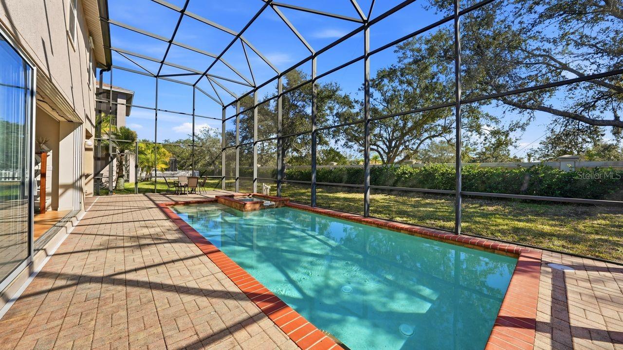 Image 70 of 88 For 6627 38th Lane E