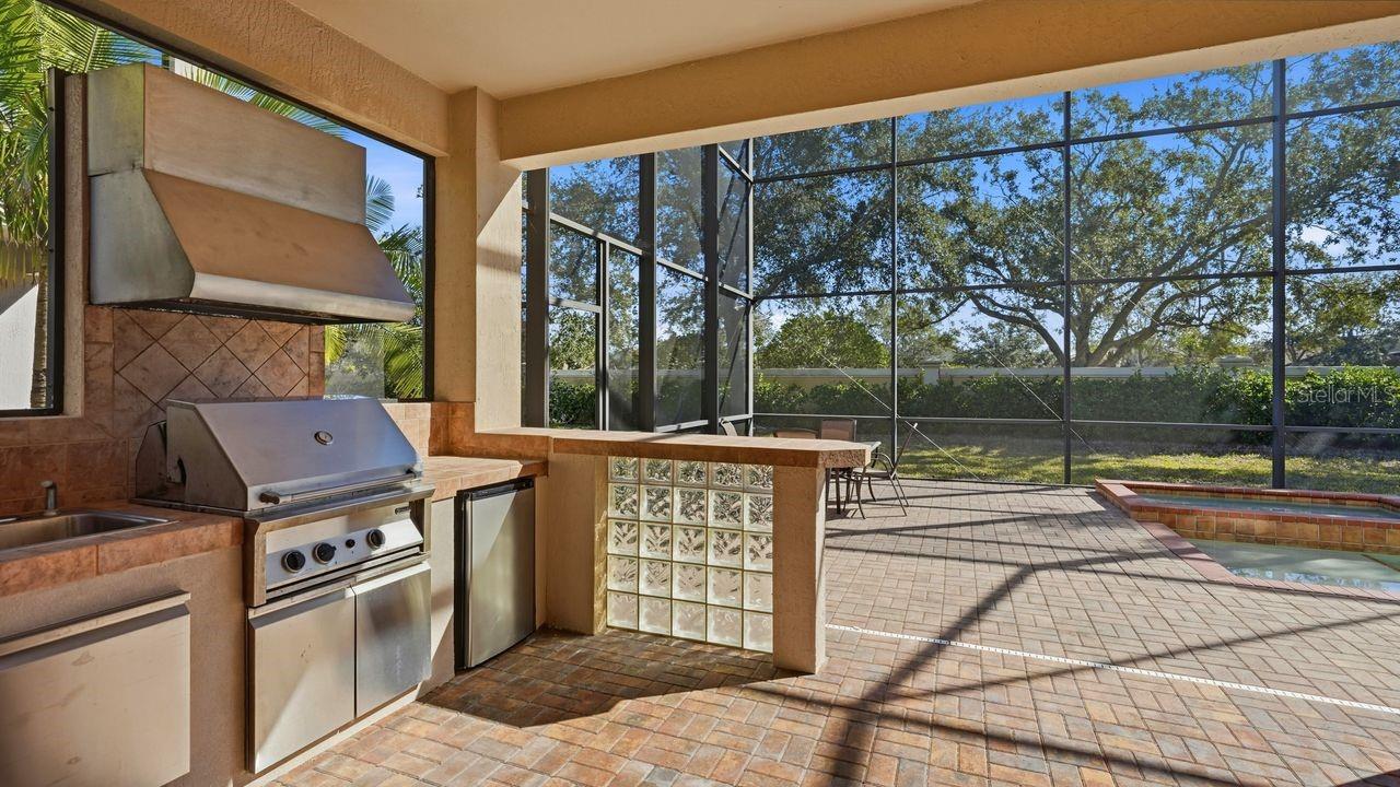 Image 74 of 88 For 6627 38th Lane E