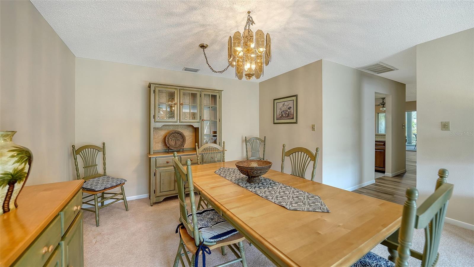 Image 13 of 47 For 4207 Bowling Green Circle 35