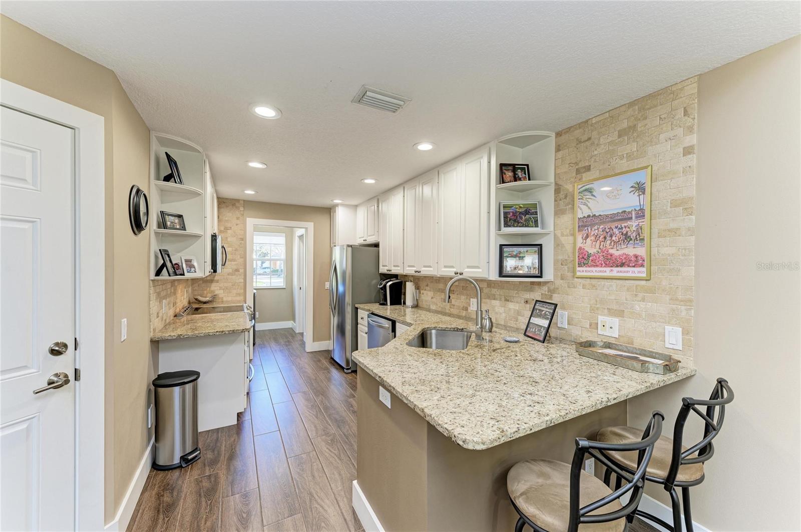 Image 25 of 83 For 7924 Farina Court