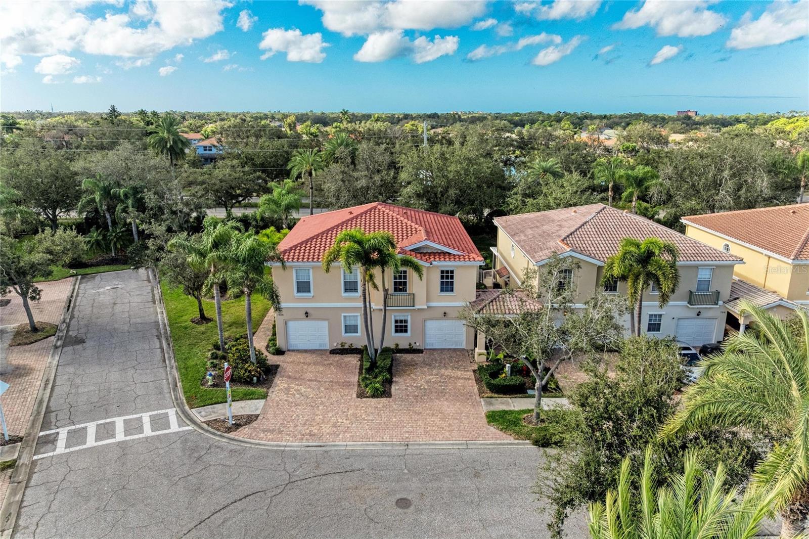 Image 6 of 83 For 7924 Farina Court