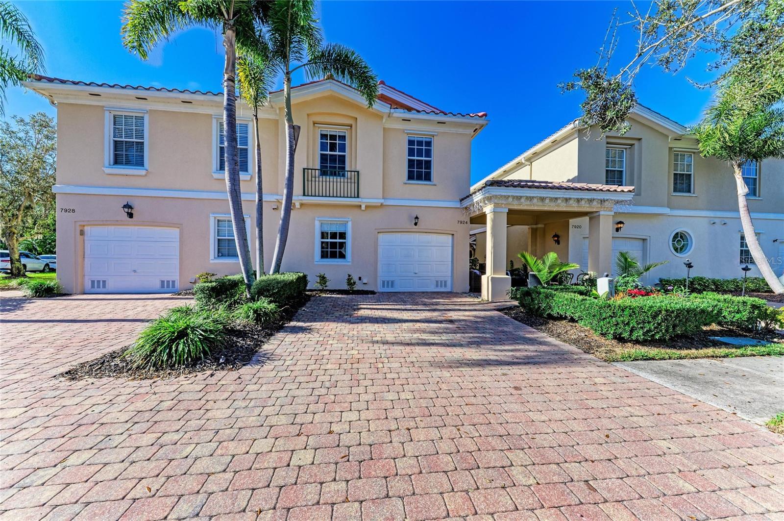 Image 7 of 83 For 7924 Farina Court