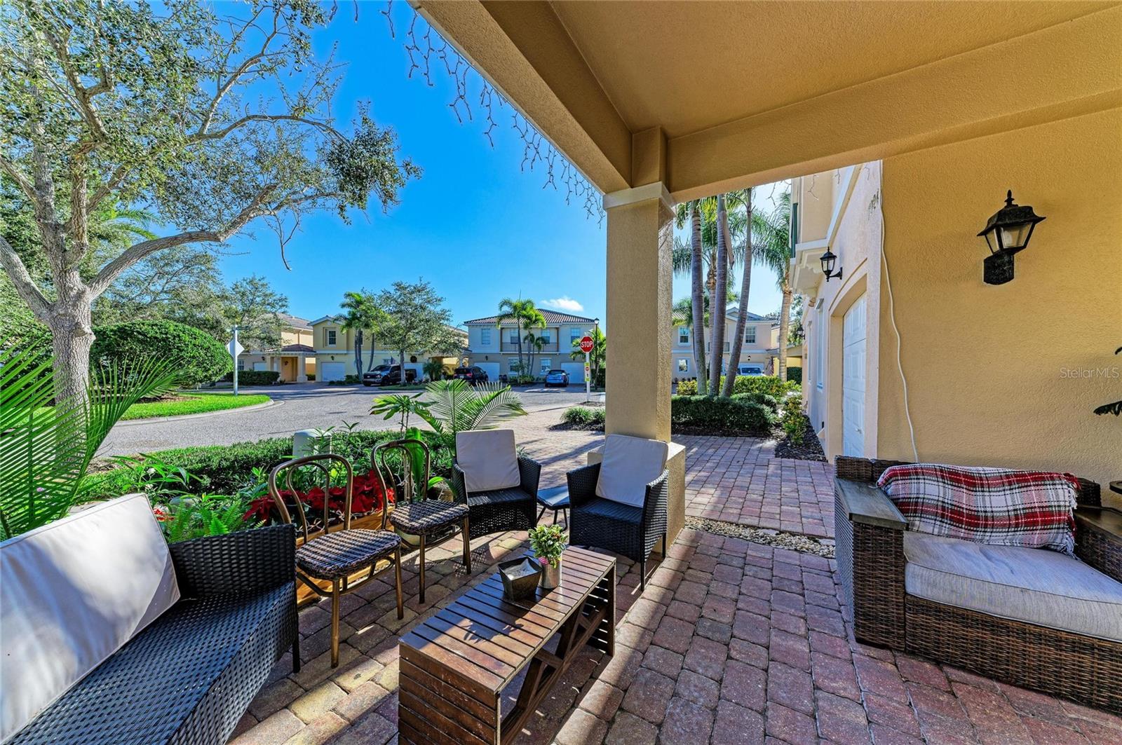 Image 8 of 83 For 7924 Farina Court