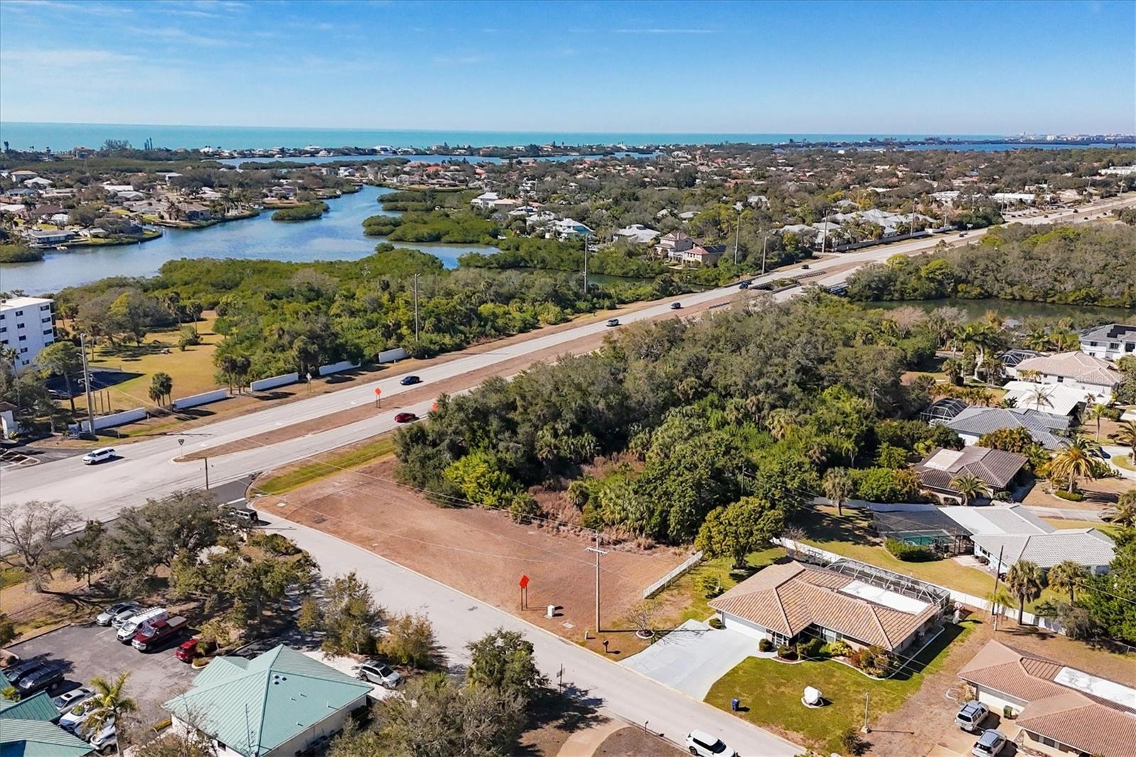 Image 3 of 14 For 2099 Tamiami Trail N