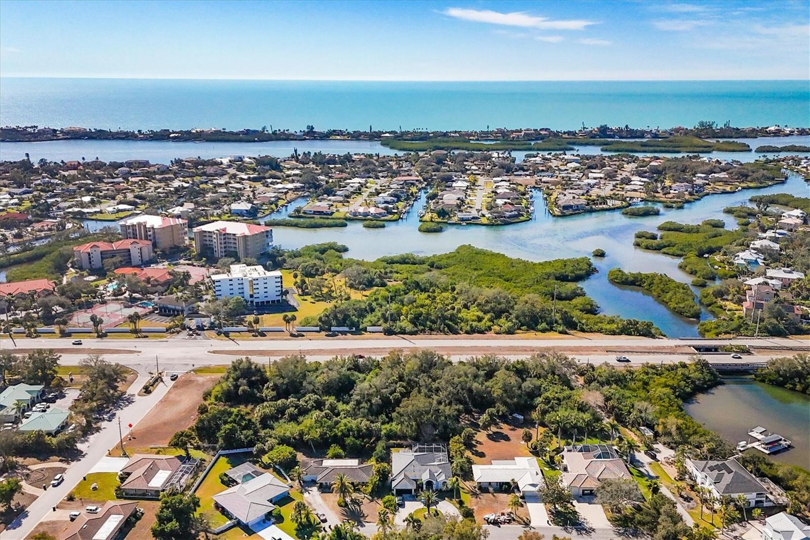 Image 5 of 14 For 2099 Tamiami Trail N