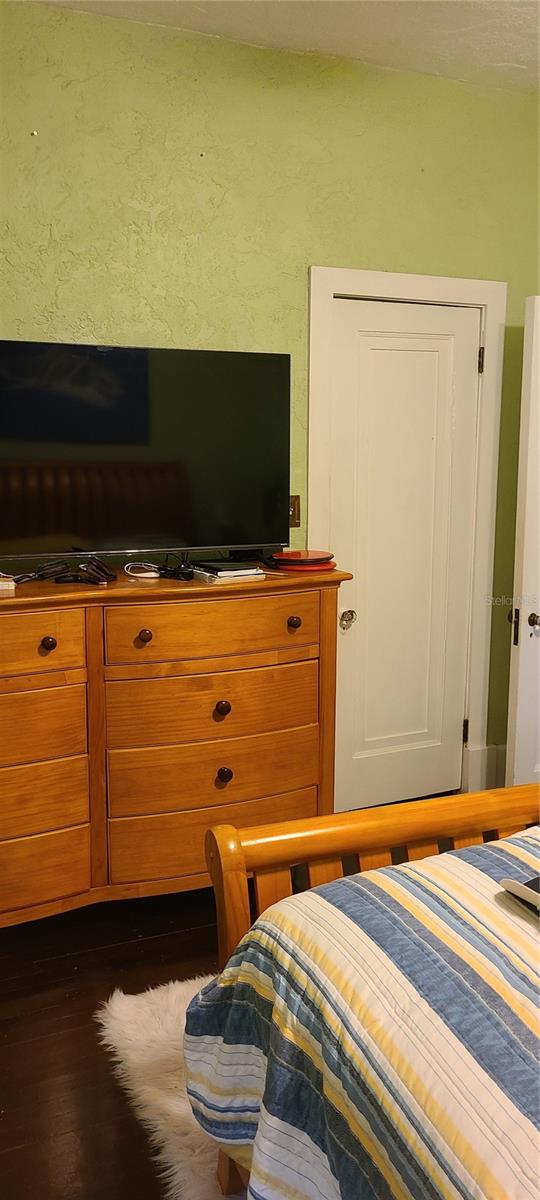 Image 13 of 21 For 322 Buena Vista Avenue