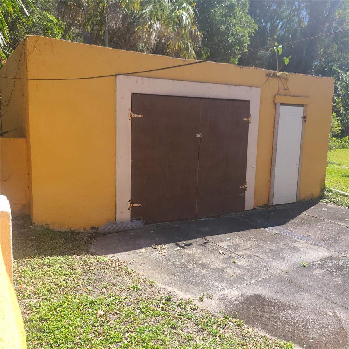 Image 18 of 21 For 322 Buena Vista Avenue