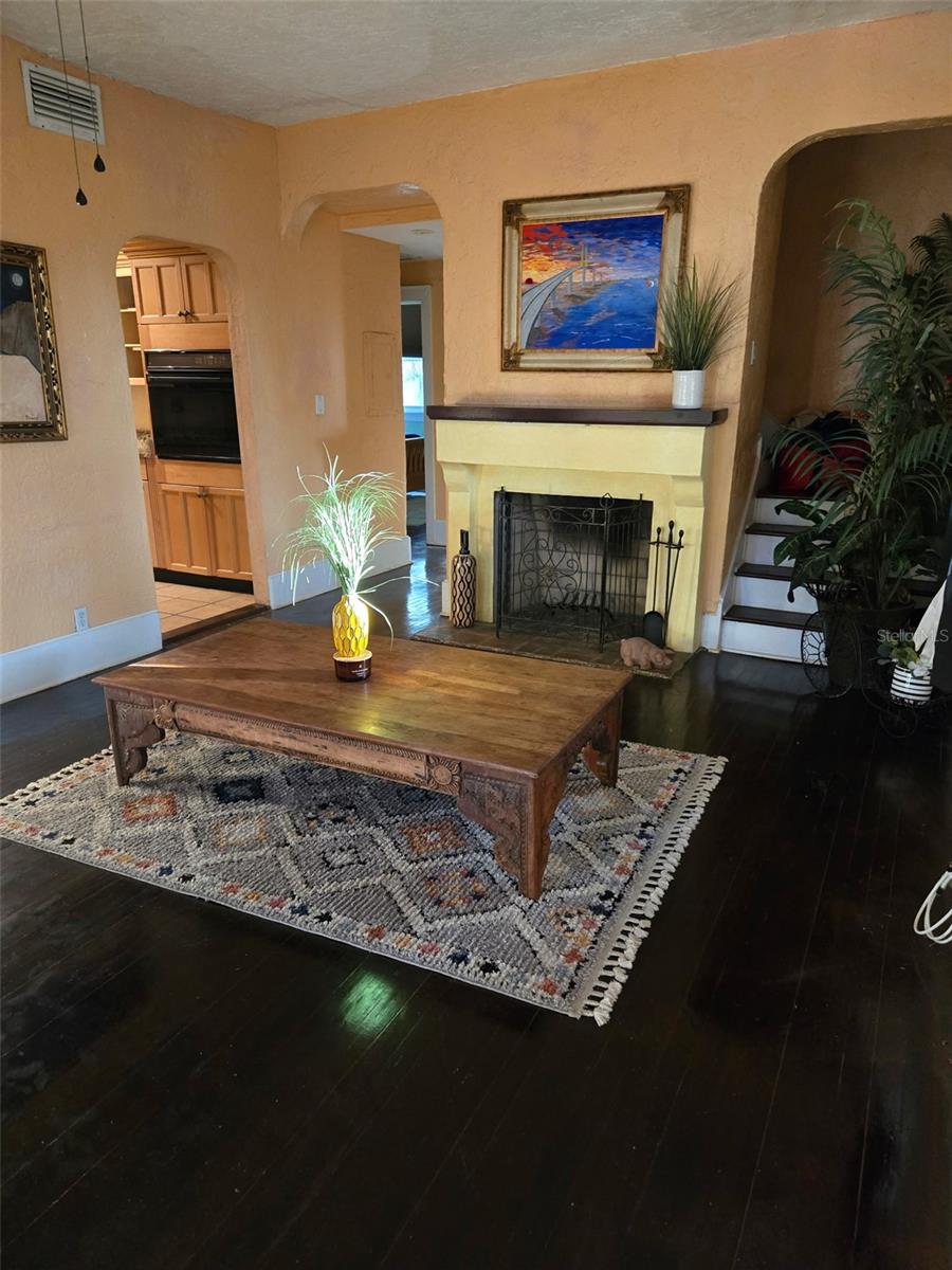 Image 8 of 21 For 322 Buena Vista Avenue