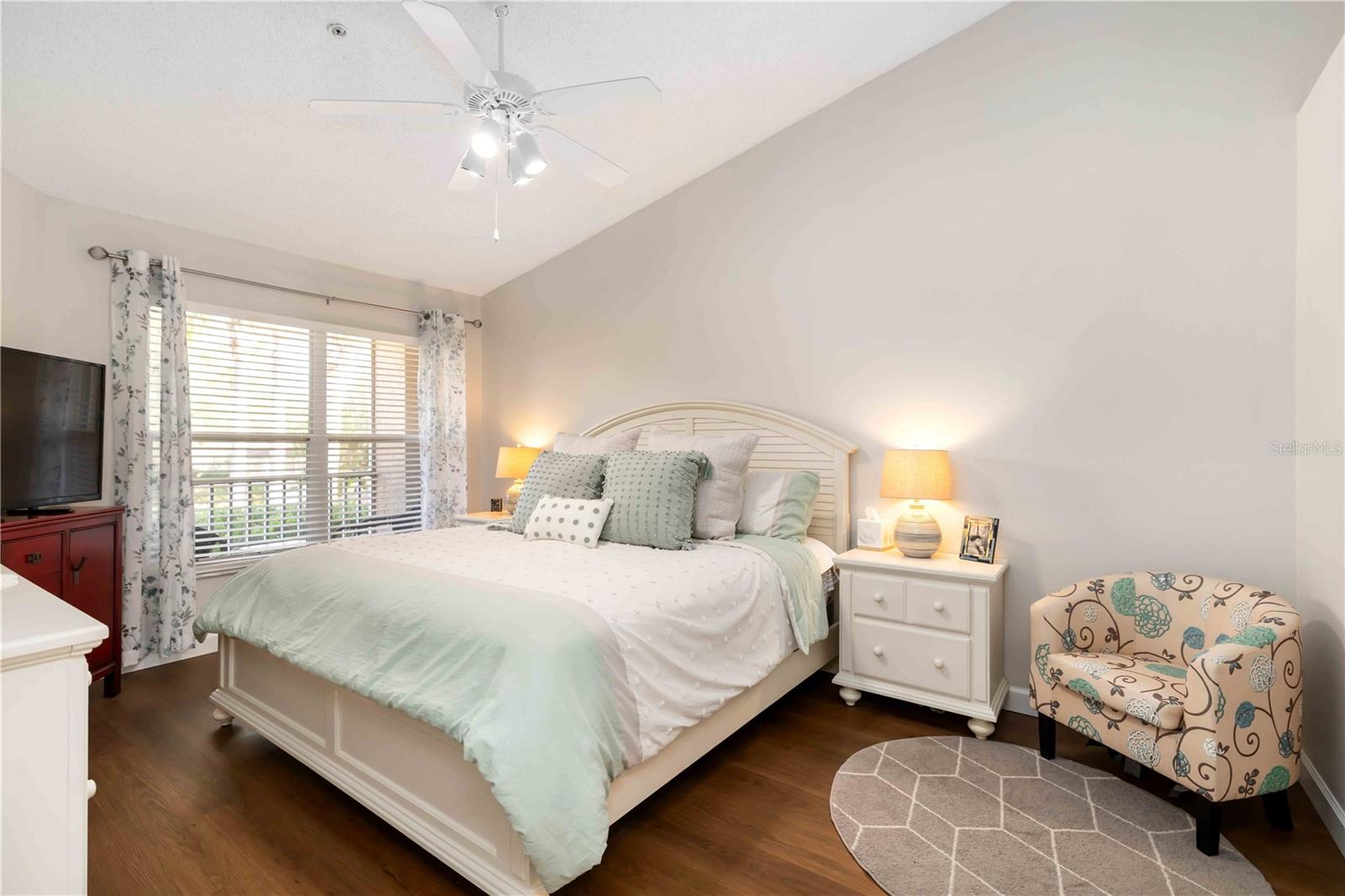 Image 21 of 48 For 5240 Hyland Hills Avenue 1424