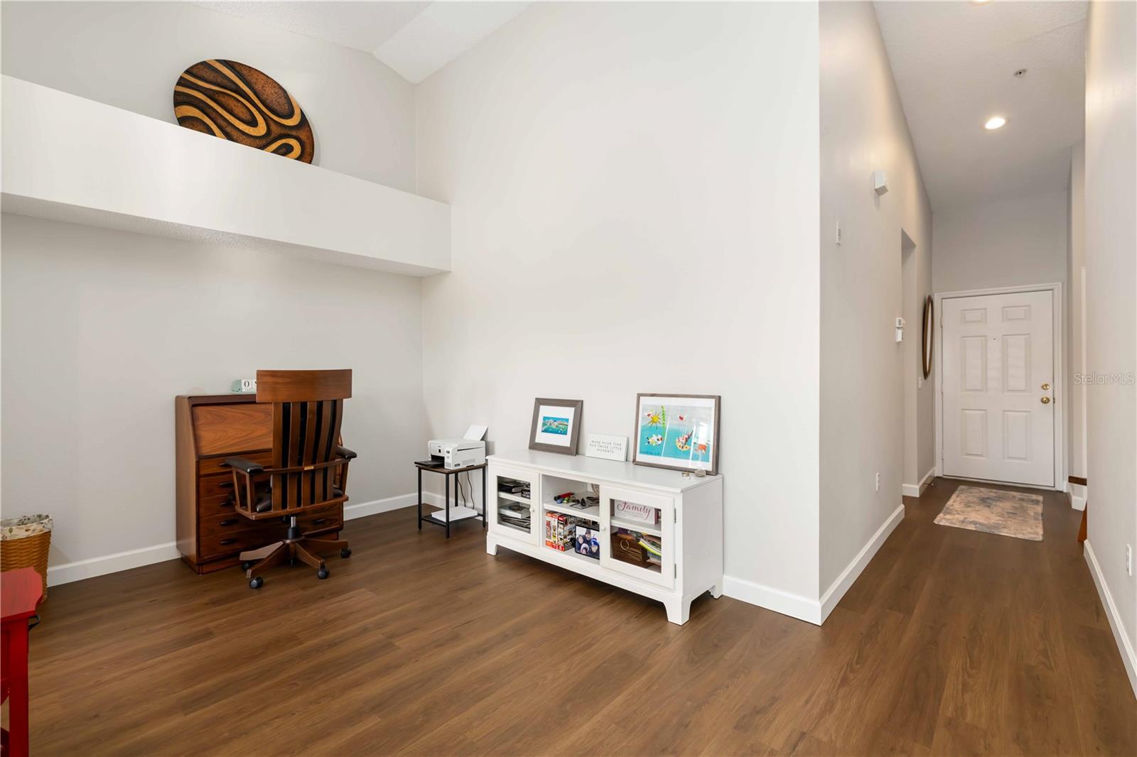 Image 4 of 48 For 5240 Hyland Hills Avenue 1424