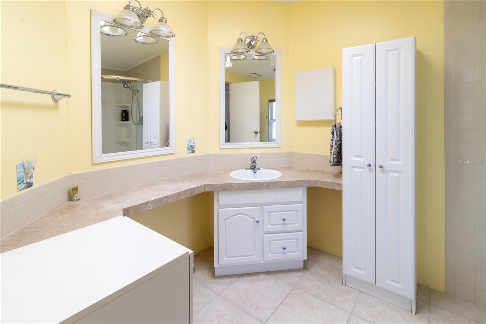 Image 18 of 38 For 145 Nightingale Circle