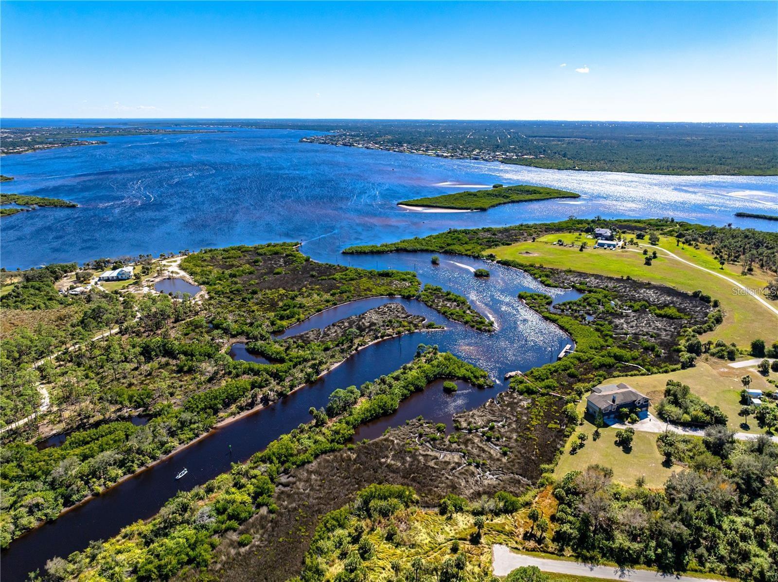 Image 7 of 7 For 1096 Campbell Street