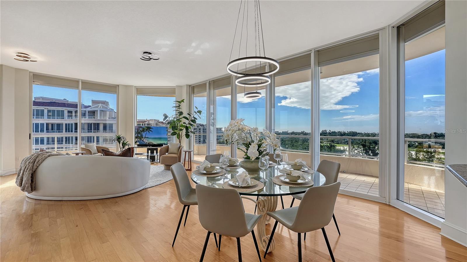 Image 10 of 45 For 3060 Grand Bay Boulevard 195