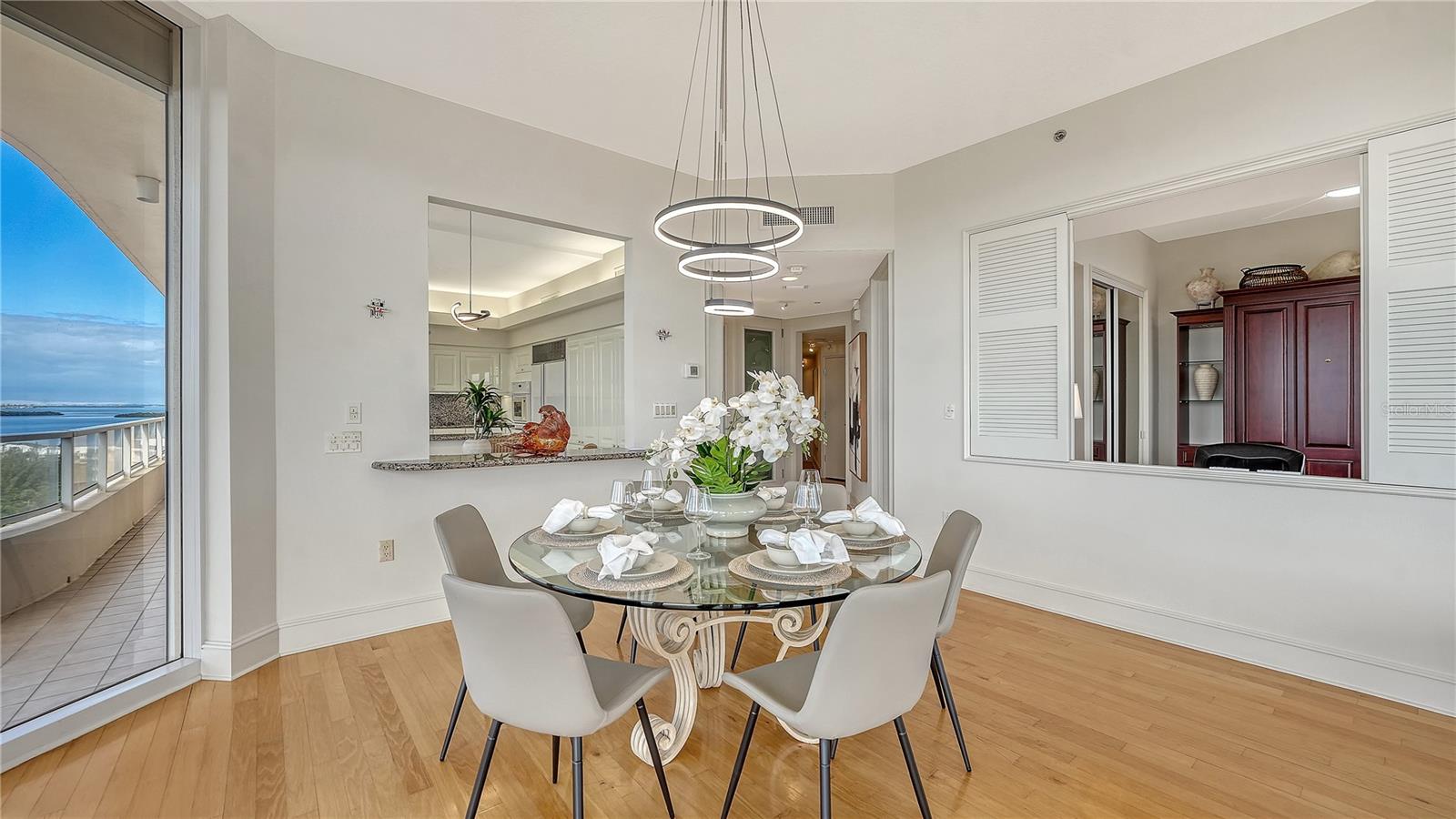 Image 12 of 45 For 3060 Grand Bay Boulevard 195