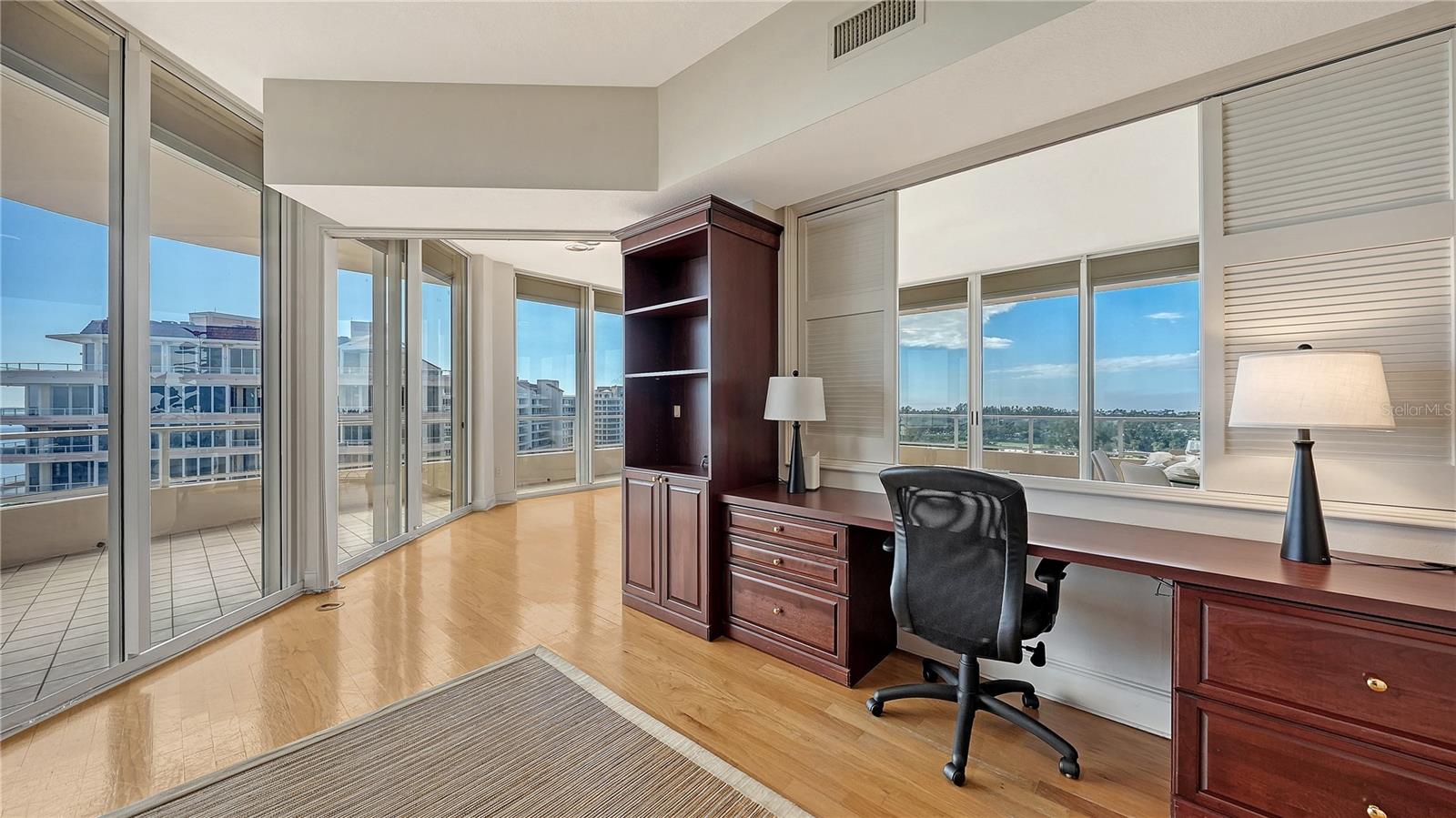 Image 27 of 45 For 3060 Grand Bay Boulevard 195