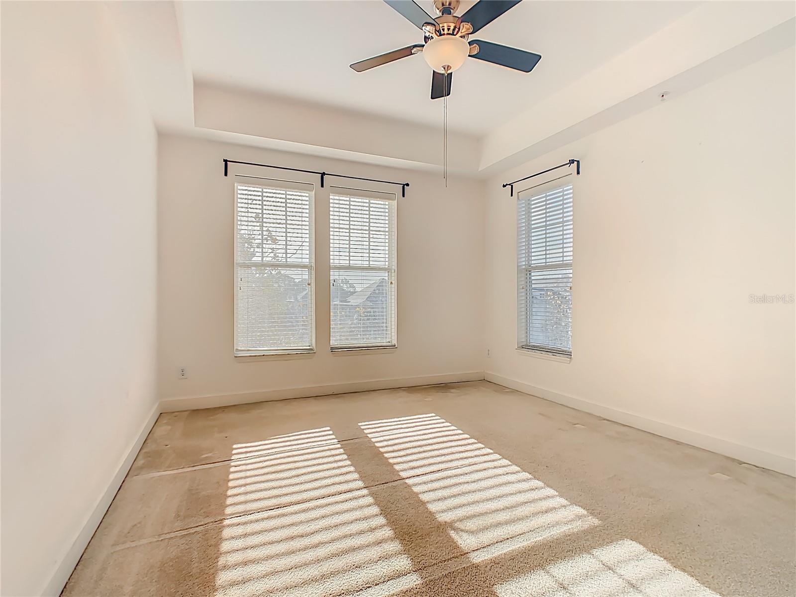 Image 38 of 67 For 1210 Vaux Boulevard 408