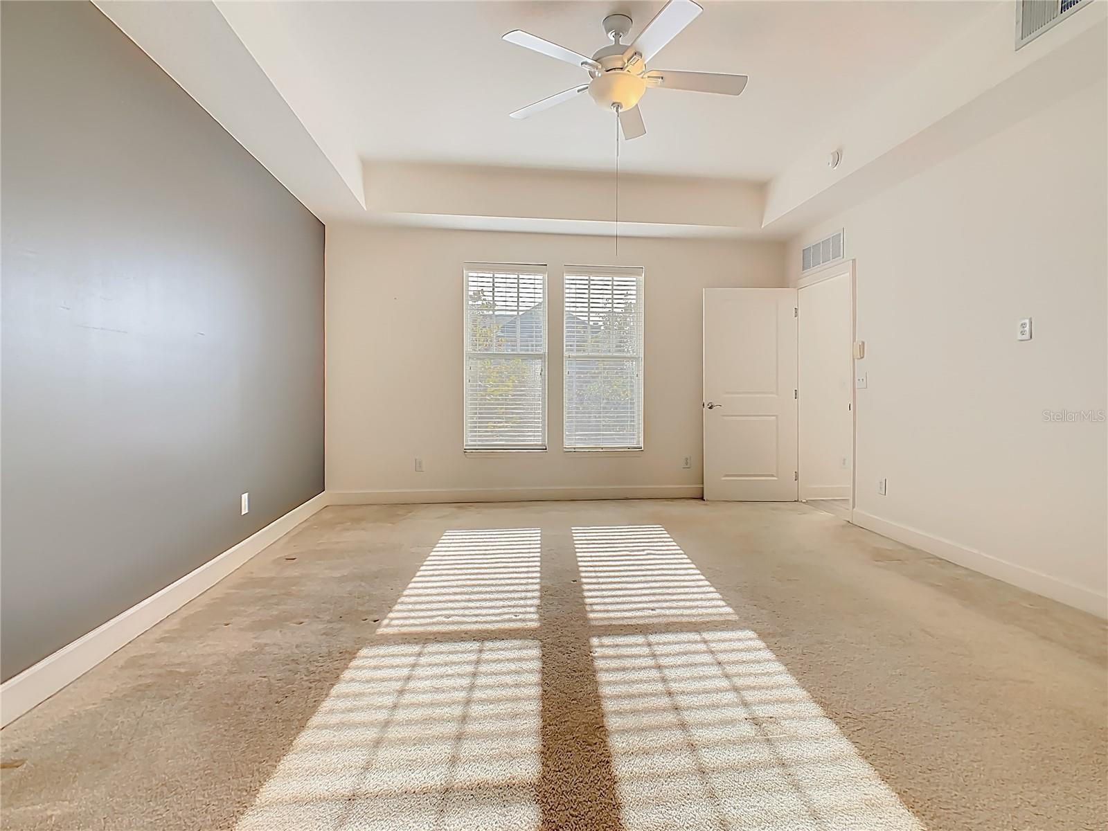 Image 45 of 67 For 1210 Vaux Boulevard 408