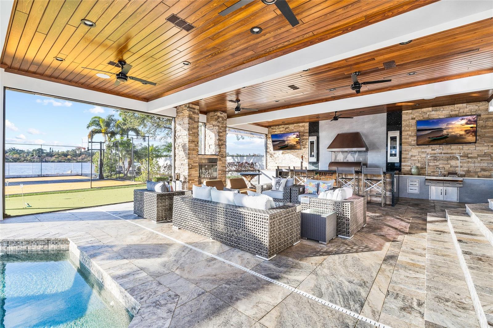 Image 29 of 97 For 951 Bayshore Boulevard