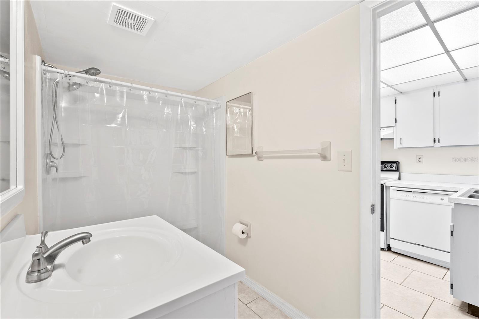 Image 24 of 51 For 3006 Caring Way 210