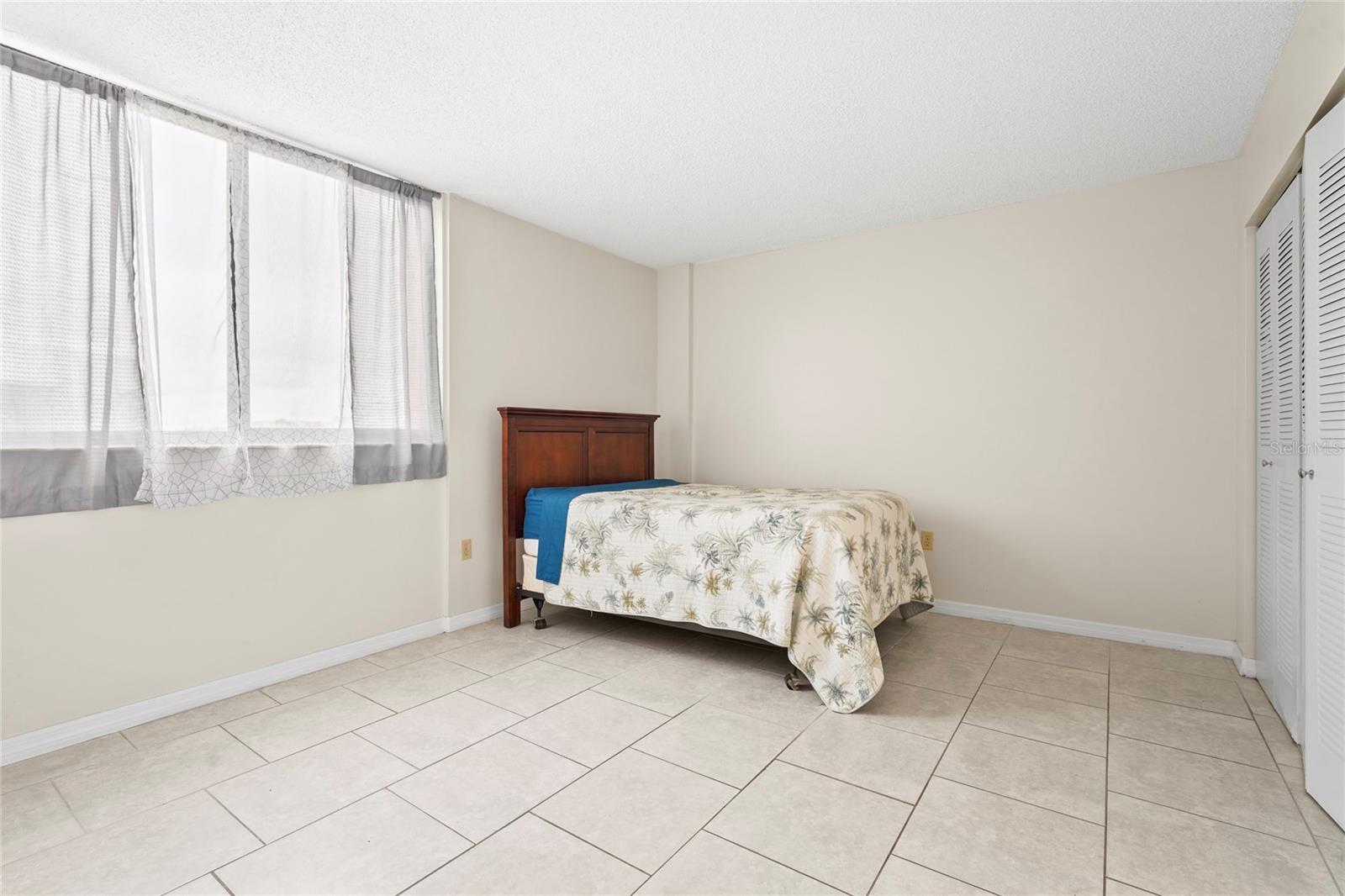 Image 26 of 51 For 3006 Caring Way 210