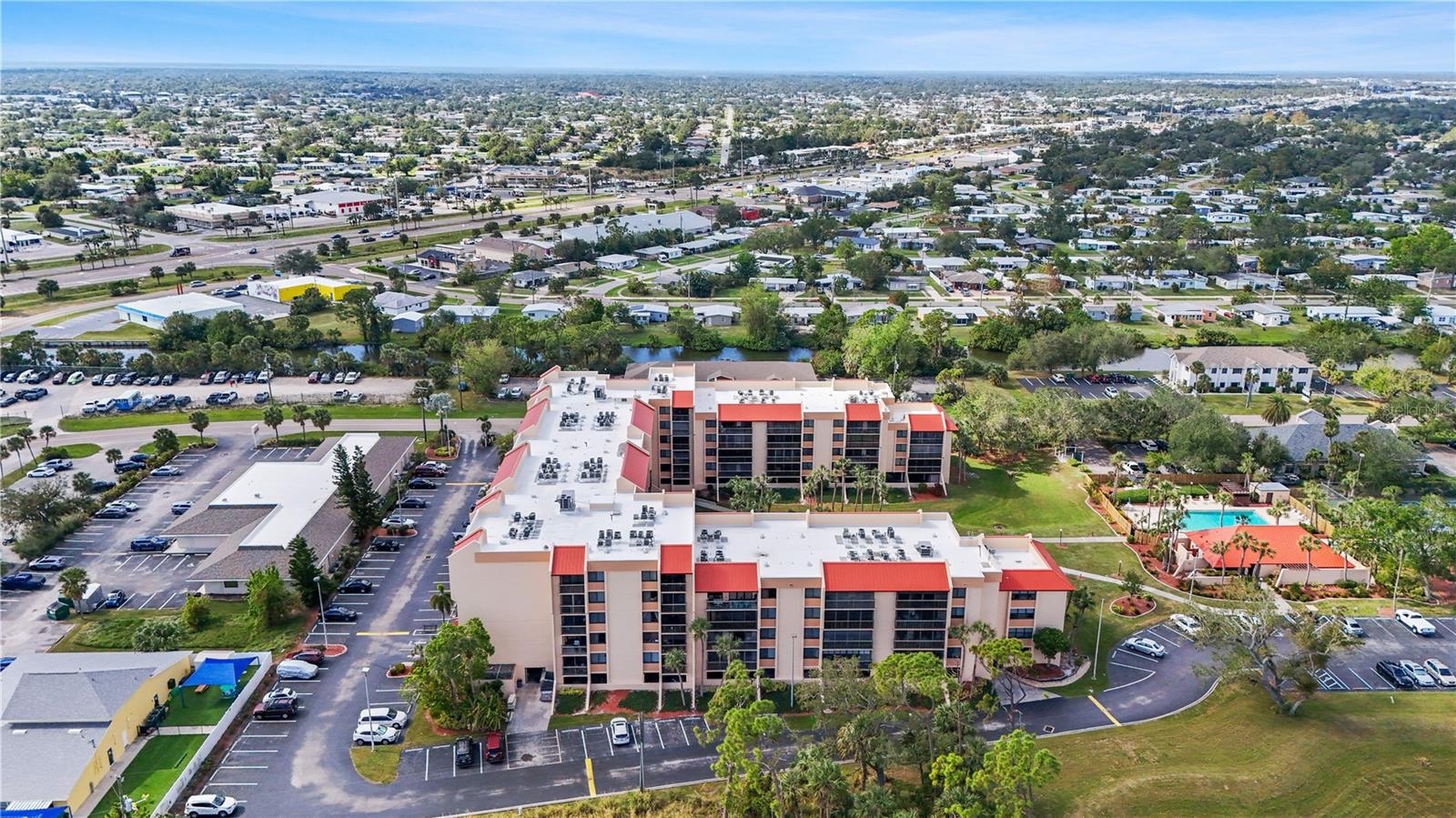 Image 47 of 51 For 3006 Caring Way 210