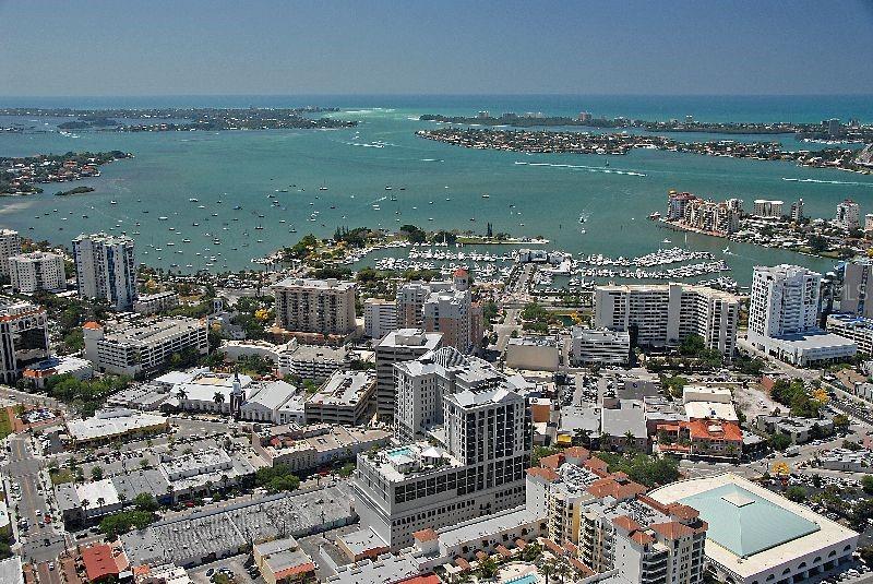 Image 47 of 53 For 4170 Central Sarasota Parkway 426