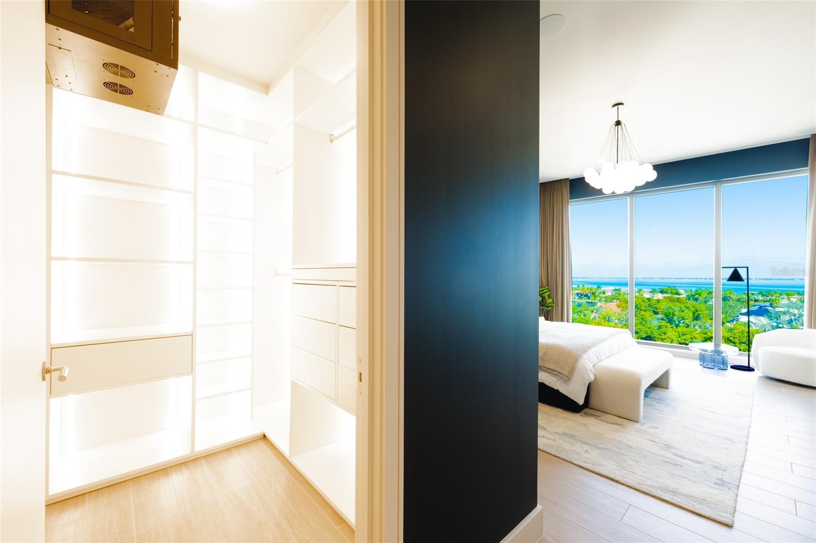 Image 31 of 65 For 1591 Gulf Of Mexico Drive 619