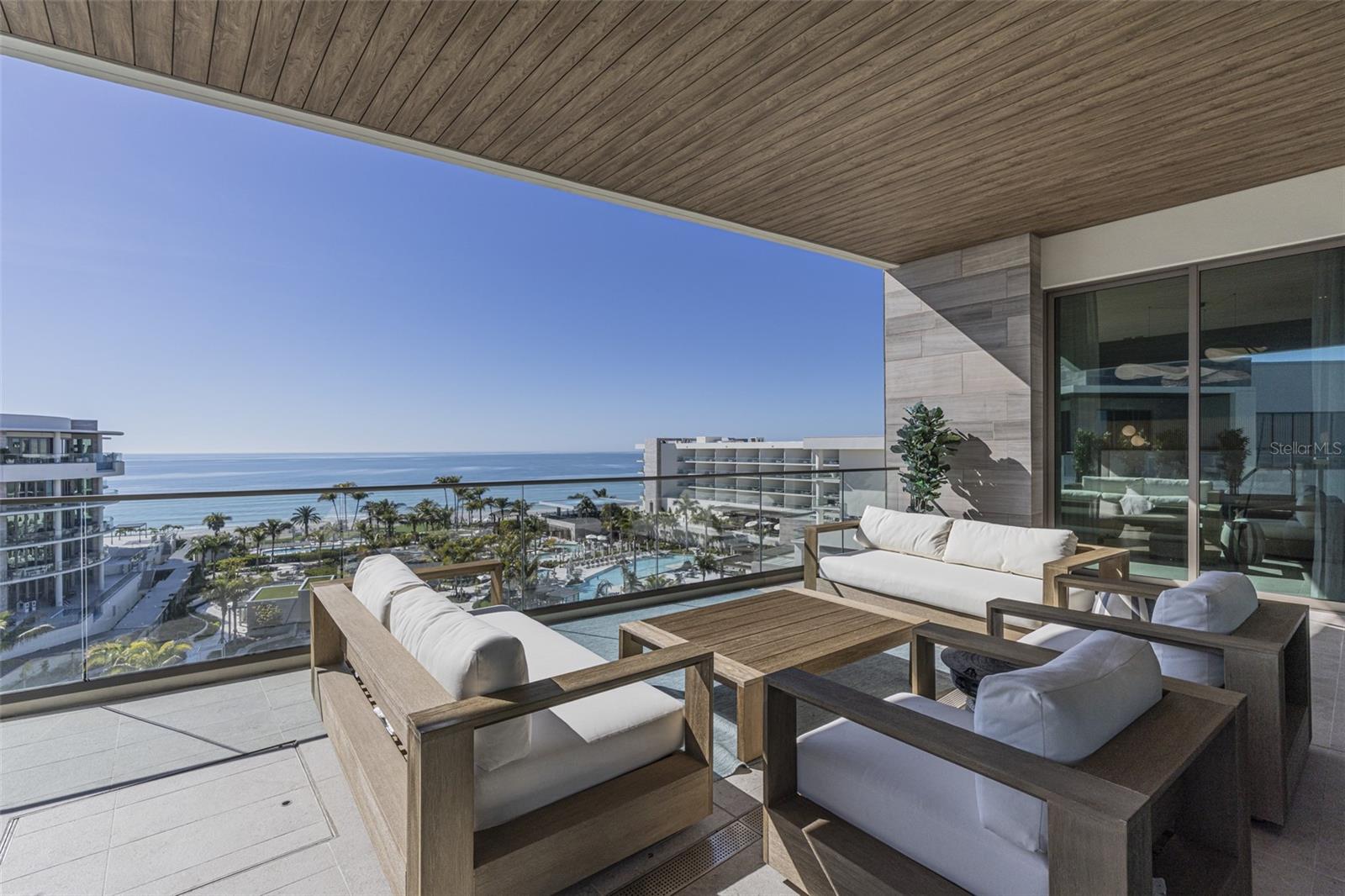 Image 39 of 65 For 1591 Gulf Of Mexico Drive 619