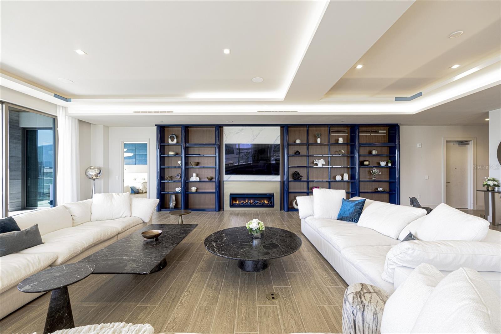 Image 4 of 65 For 1591 Gulf Of Mexico Drive 619