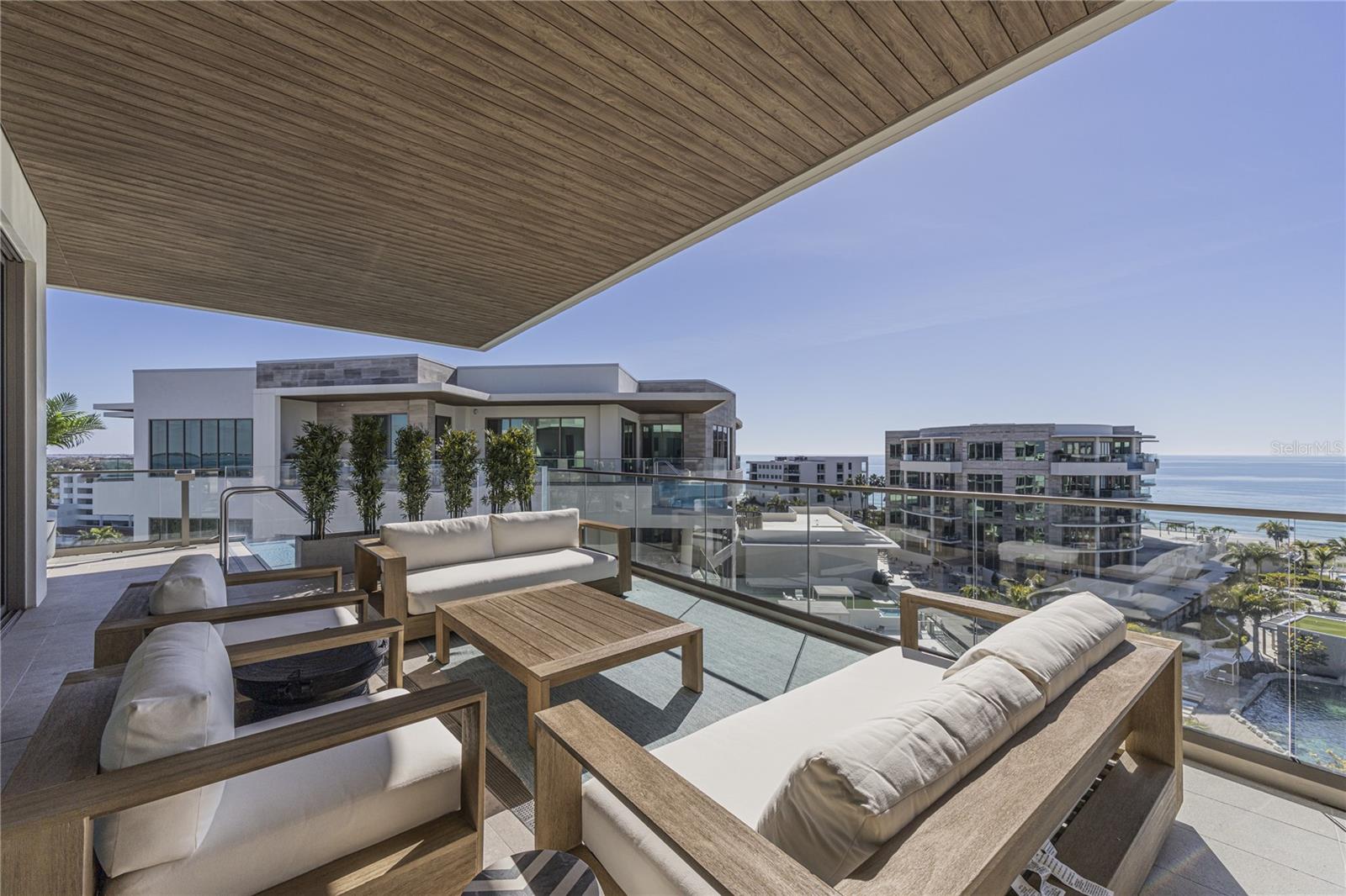 Image 41 of 65 For 1591 Gulf Of Mexico Drive 619