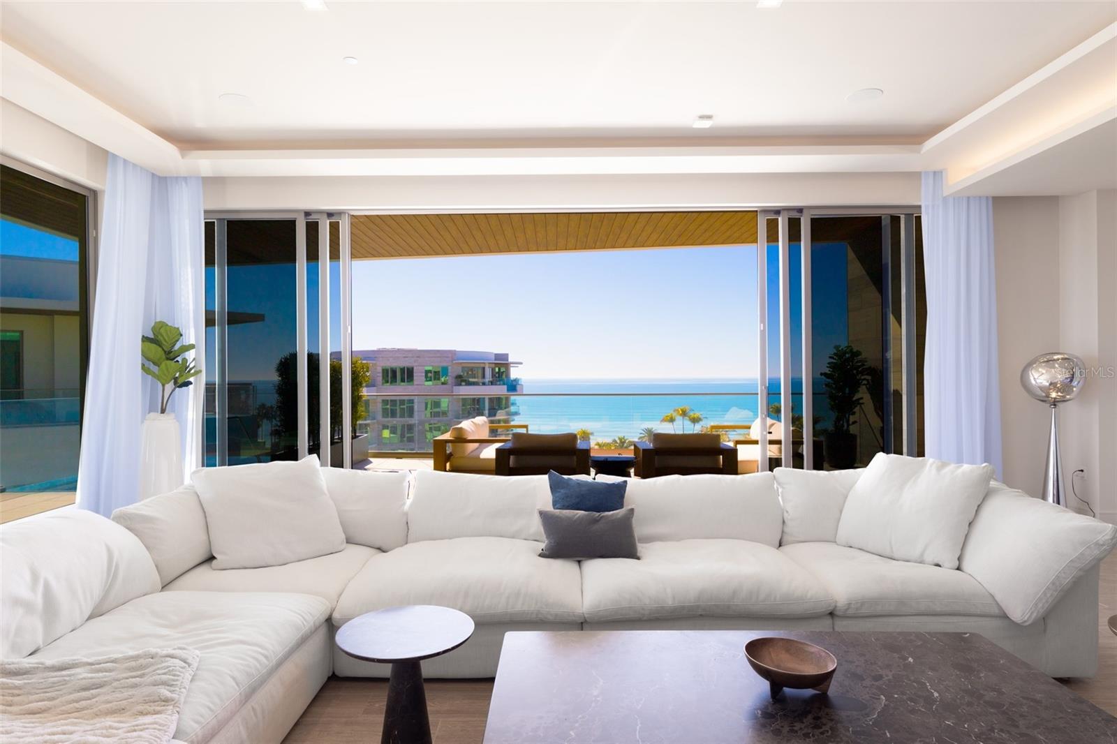 Image 44 of 65 For 1591 Gulf Of Mexico Drive 619