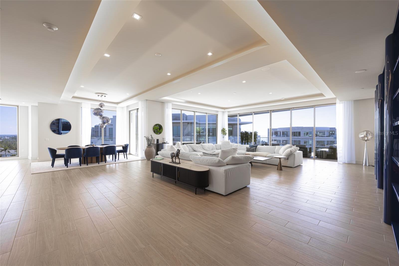 Image 8 of 65 For 1591 Gulf Of Mexico Drive 619