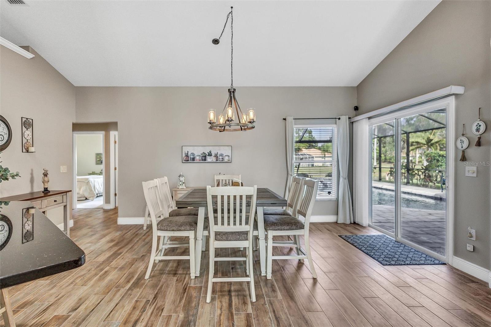 Image 19 of 54 For 4984 Wild Daisy Lane