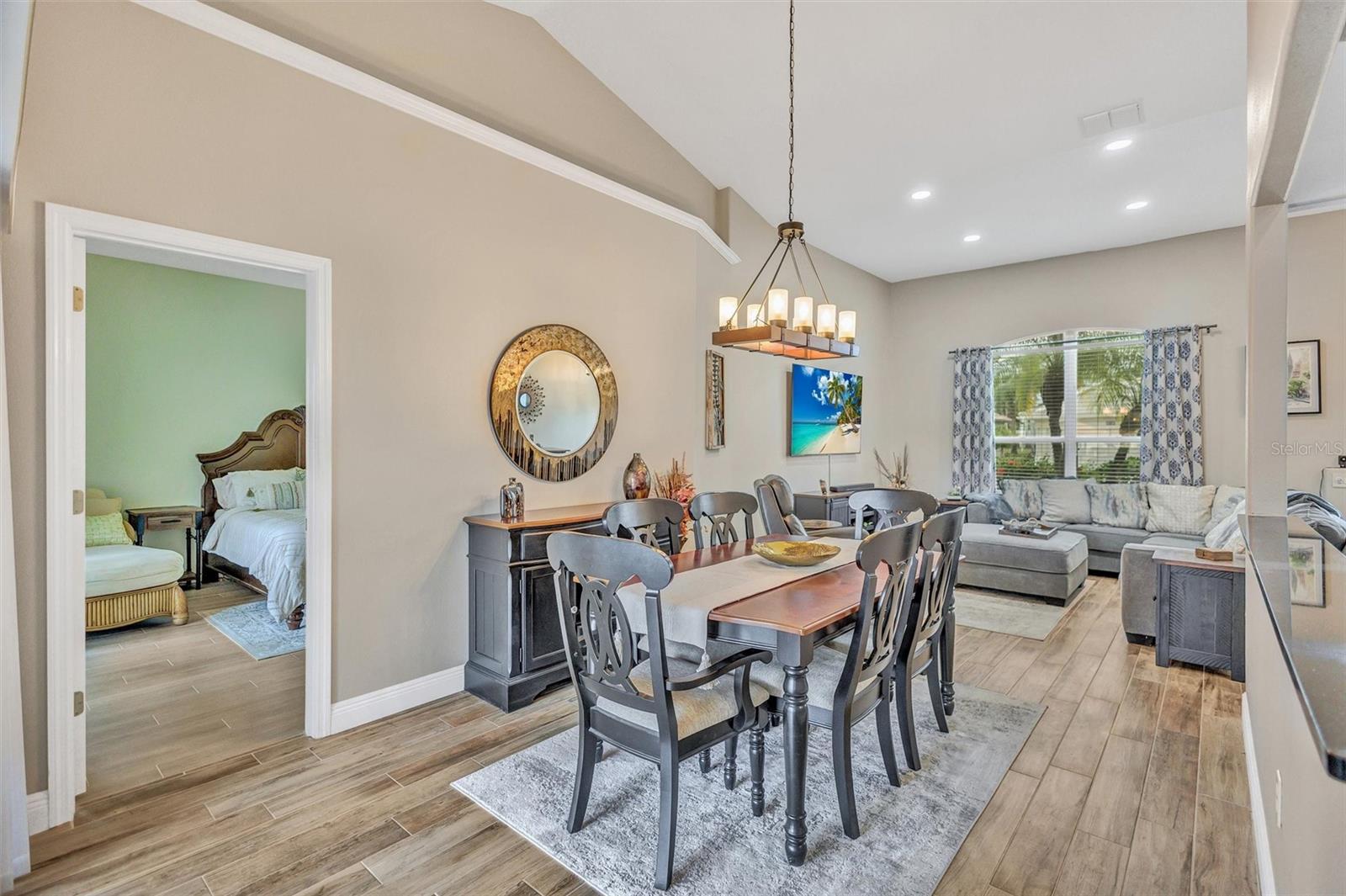 Image 21 of 54 For 4984 Wild Daisy Lane