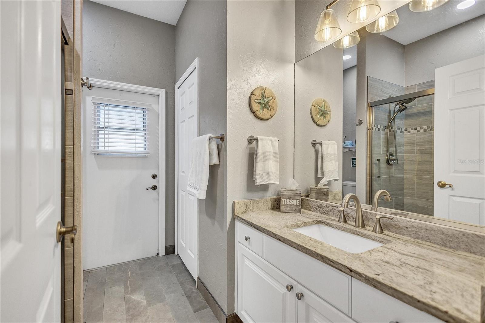 Image 41 of 54 For 4984 Wild Daisy Lane