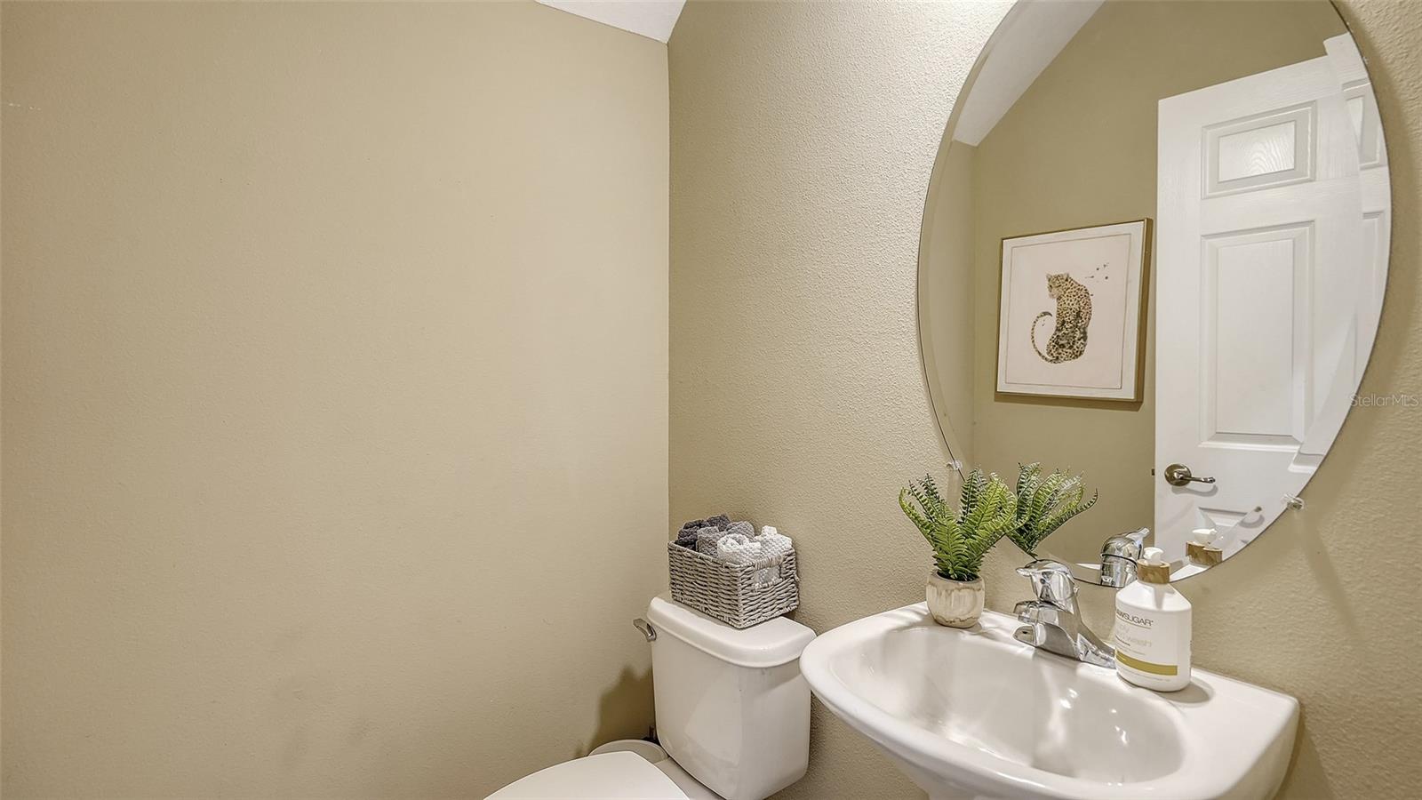 Image 23 of 51 For 5507 Napa Drive