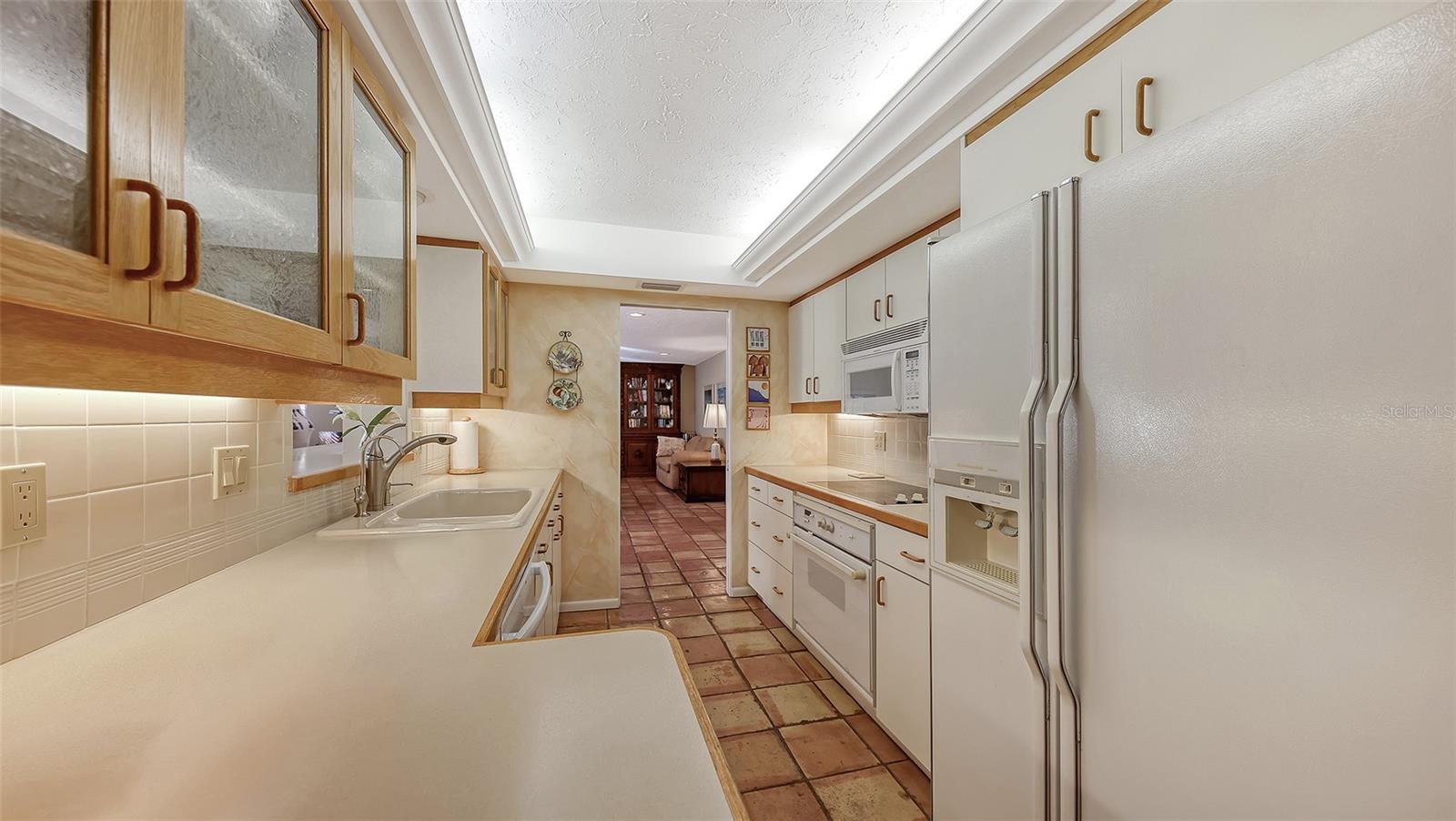 Image 13 of 46 For 1672 Shoreland Drive