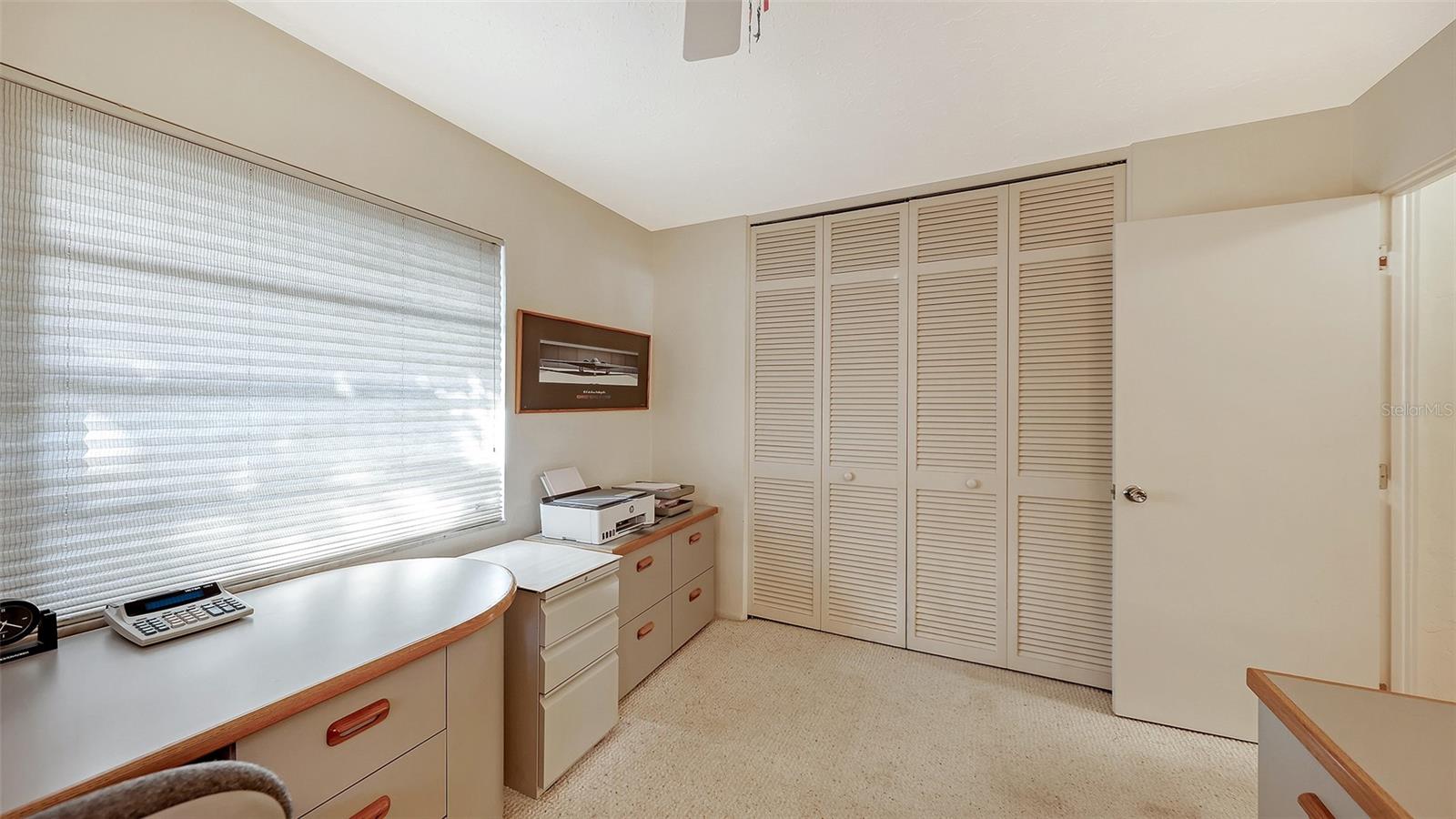 Image 28 of 46 For 1672 Shoreland Drive