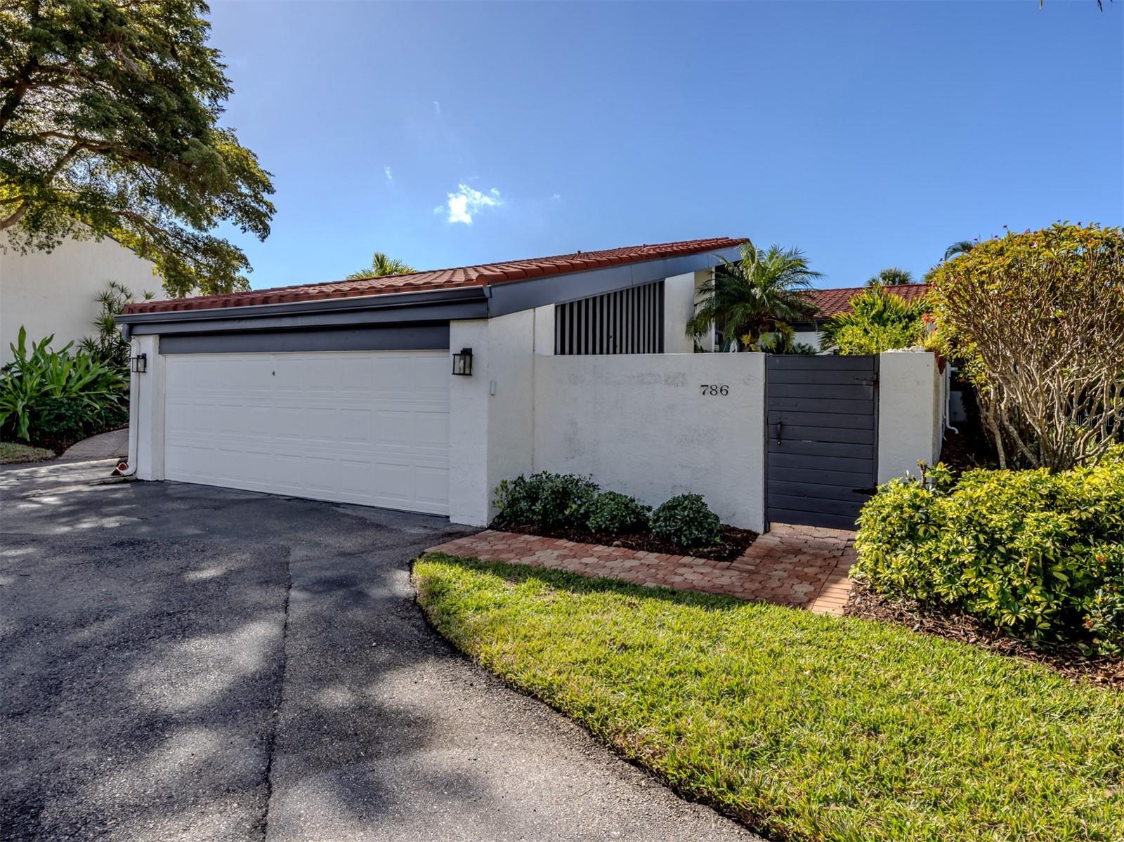 Image 2 of 60 For 786 Sarabay Road 19