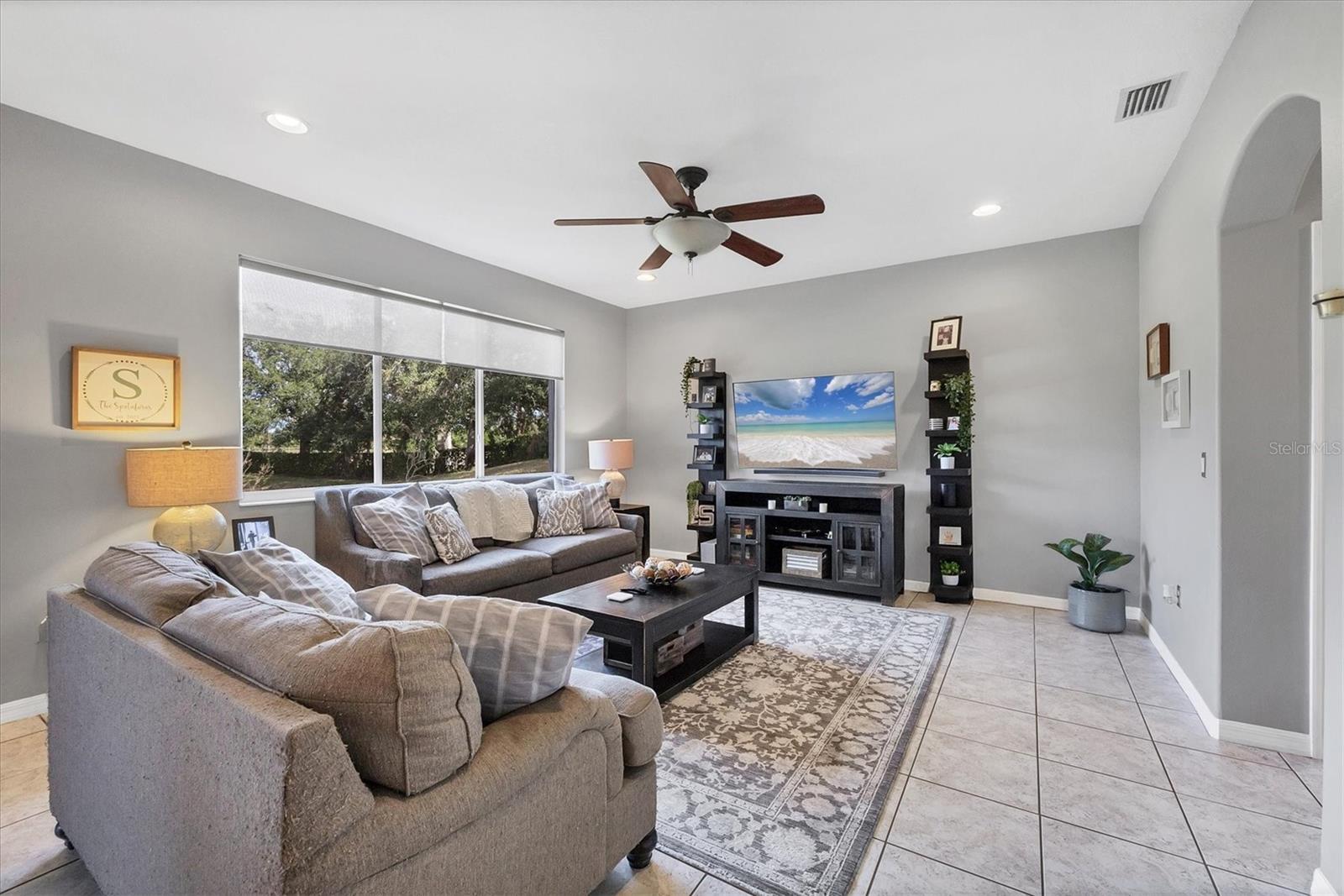 Image 14 of 91 For 8323 Haven Harbour Way