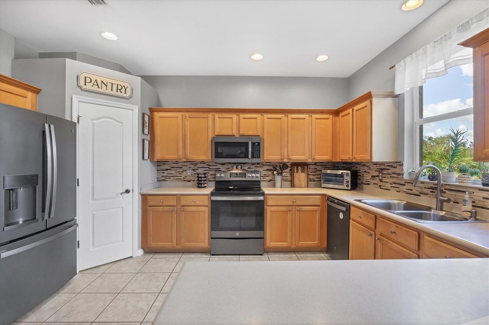 Image 20 of 91 For 8323 Haven Harbour Way