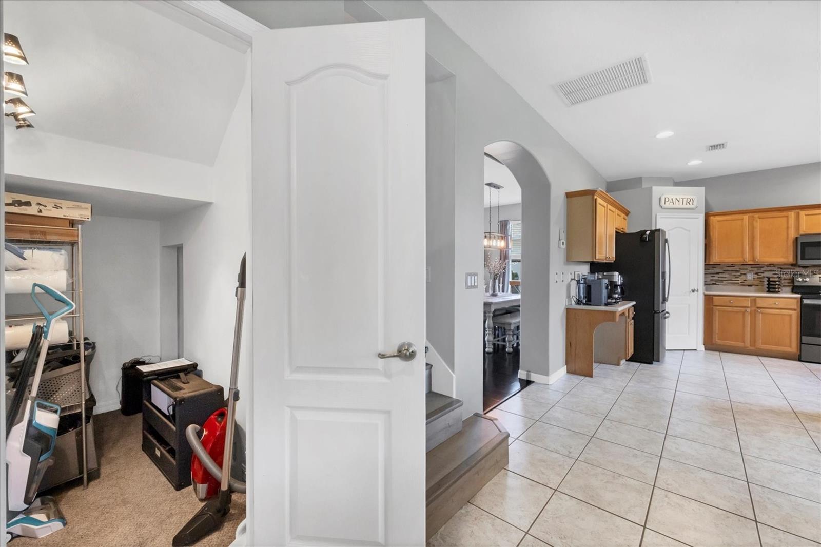 Image 21 of 91 For 8323 Haven Harbour Way