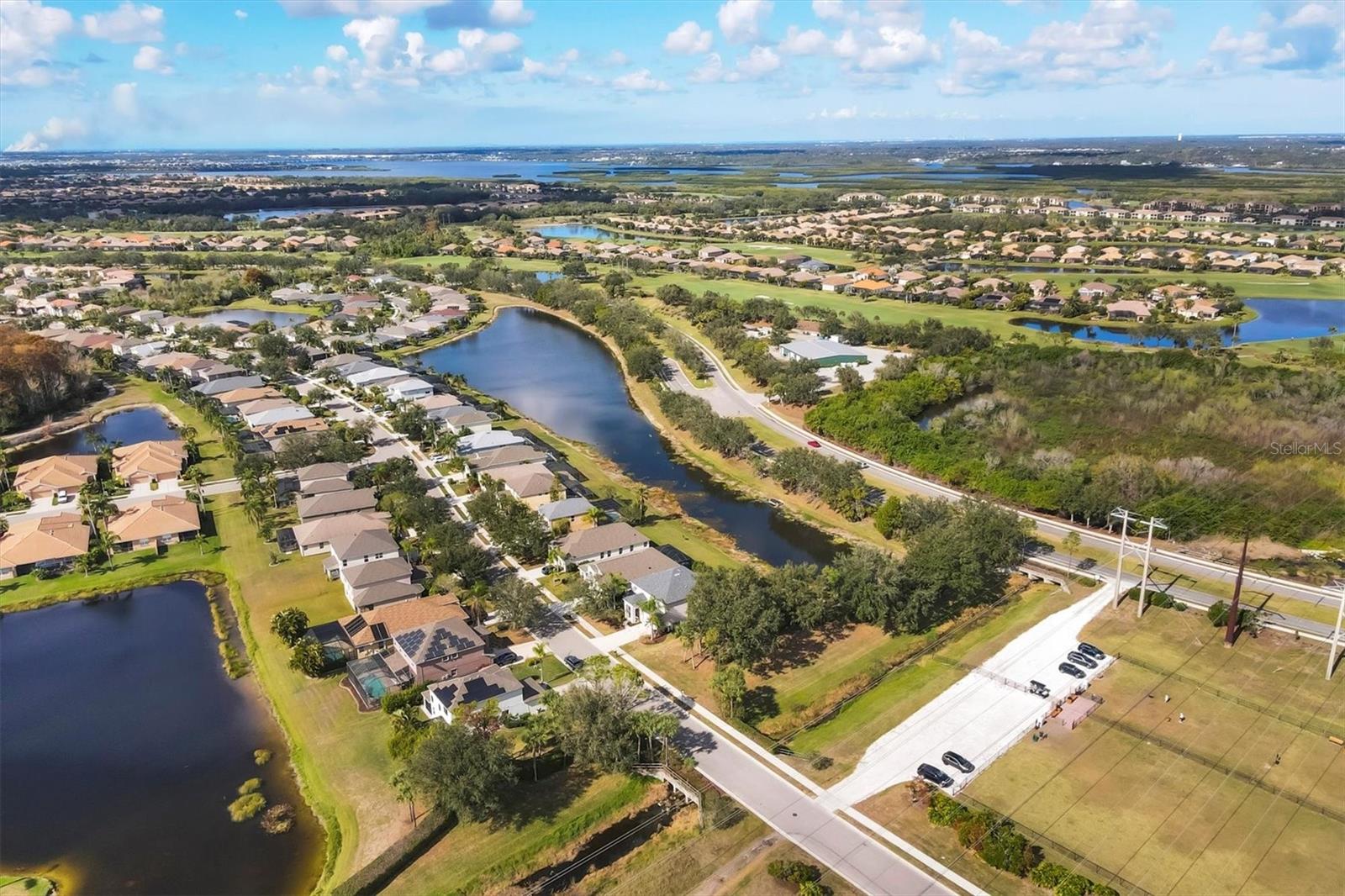 Image 4 of 91 For 8323 Haven Harbour Way