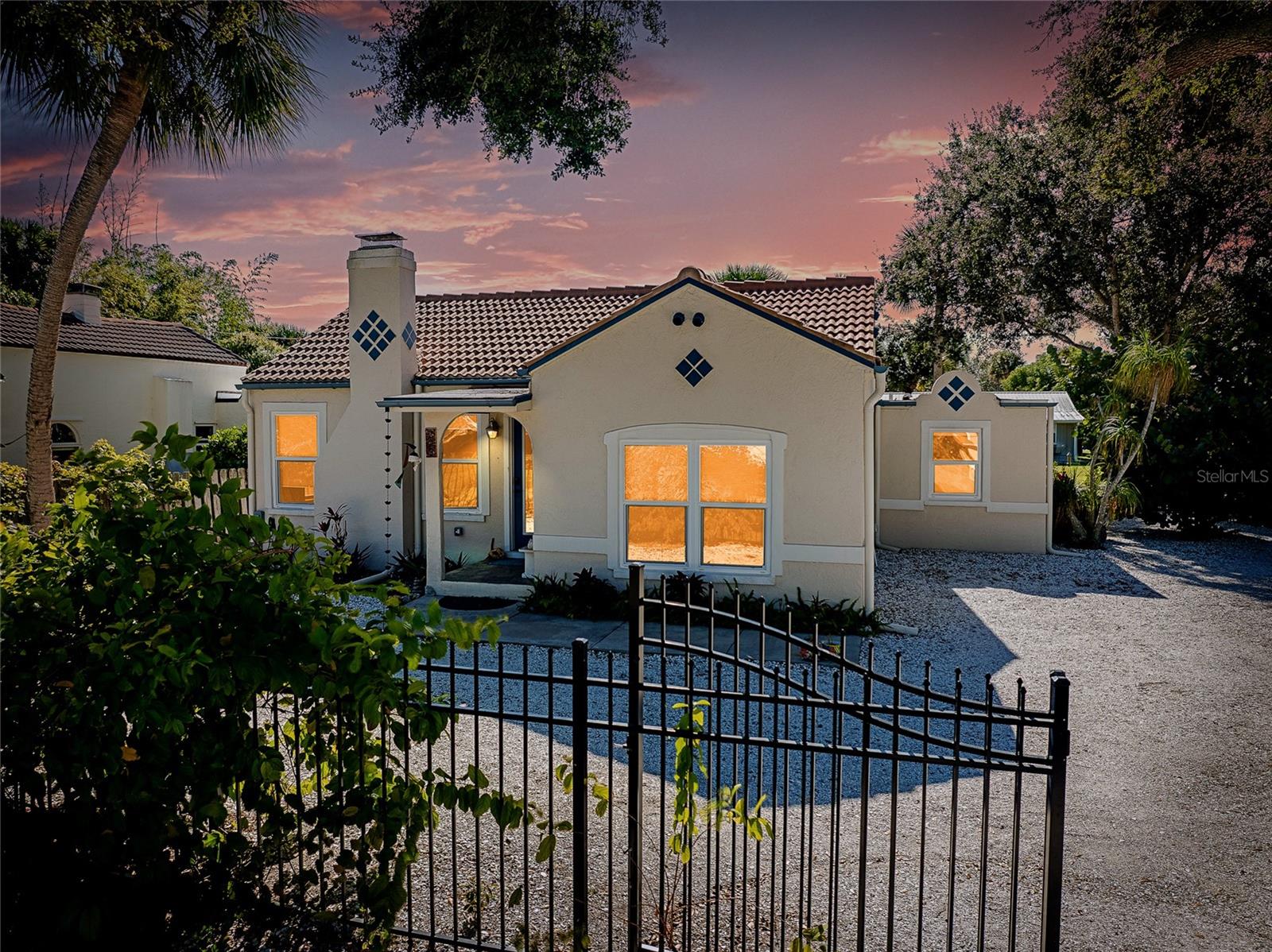 Details for 223 Palmetto Road W, NOKOMIS, FL 34275