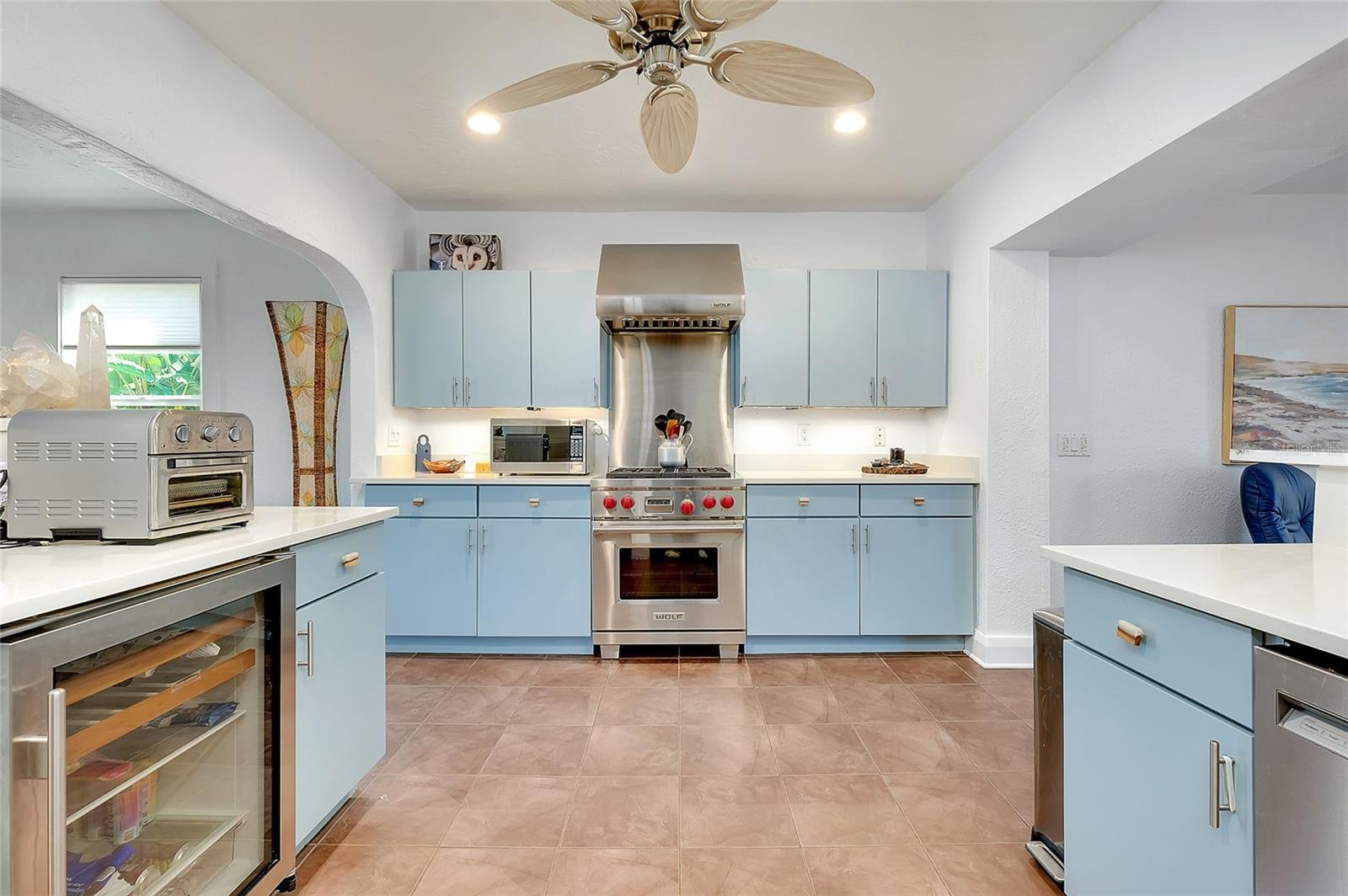 Listing photo id 15 for 223 Palmetto Road W