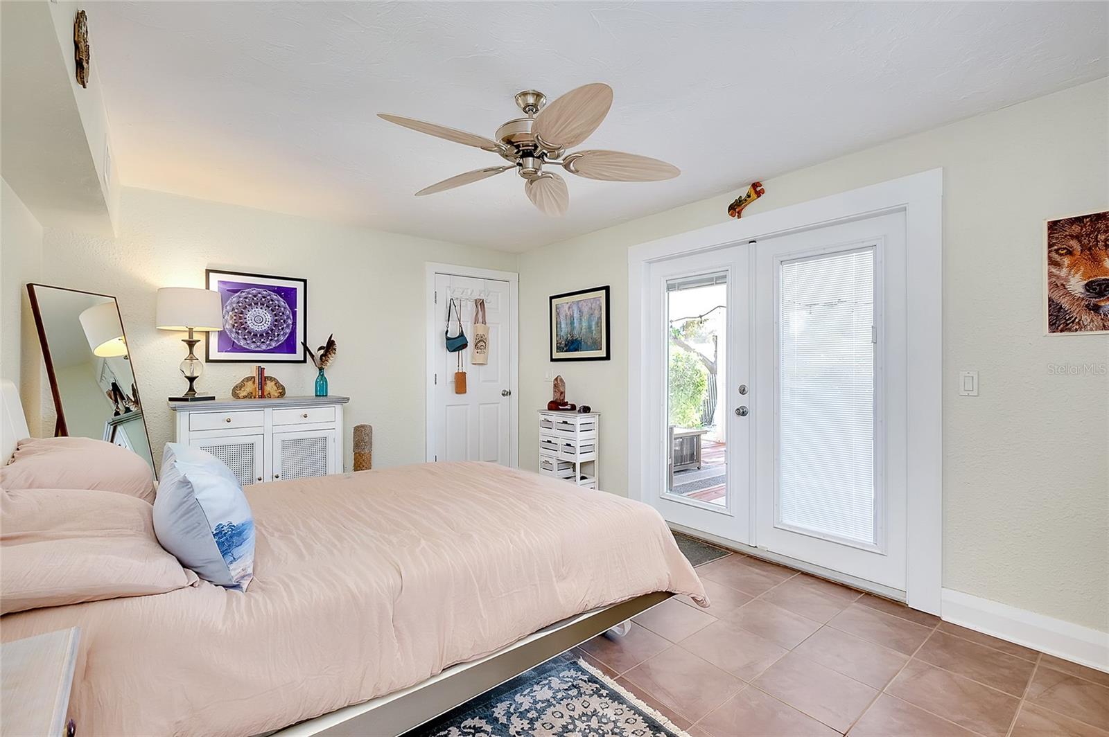 Listing photo id 30 for 223 Palmetto Road W