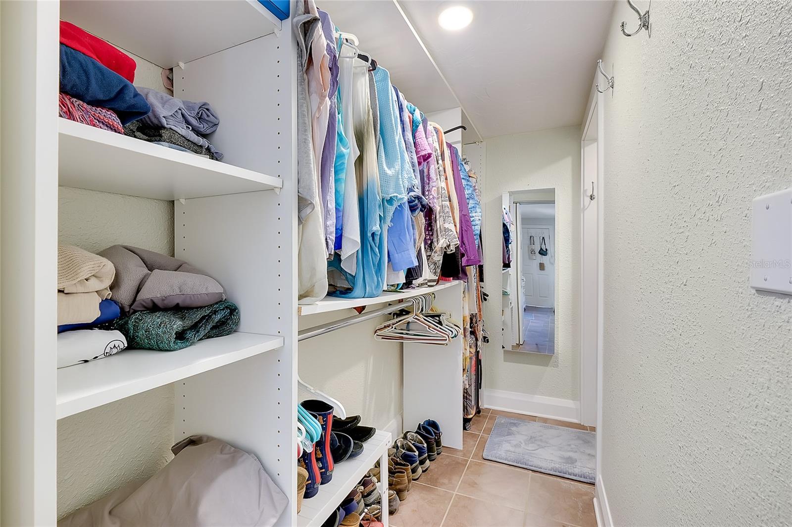 Listing photo id 37 for 223 Palmetto Road W