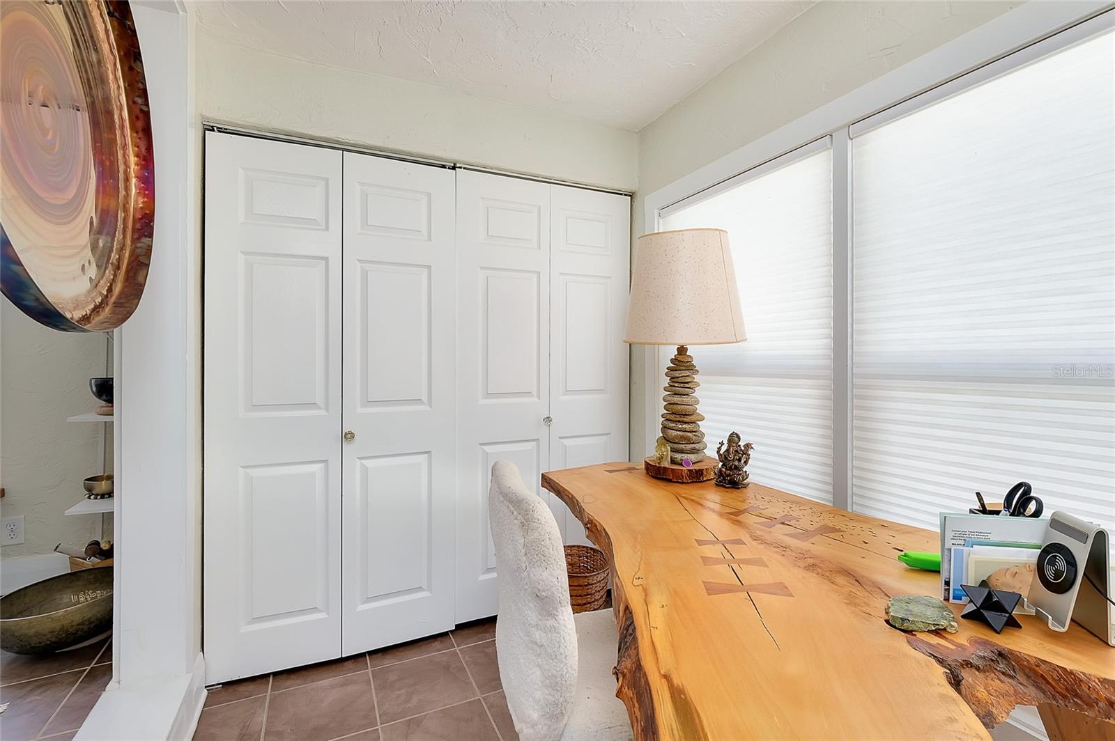 Listing photo id 51 for 223 Palmetto Road W